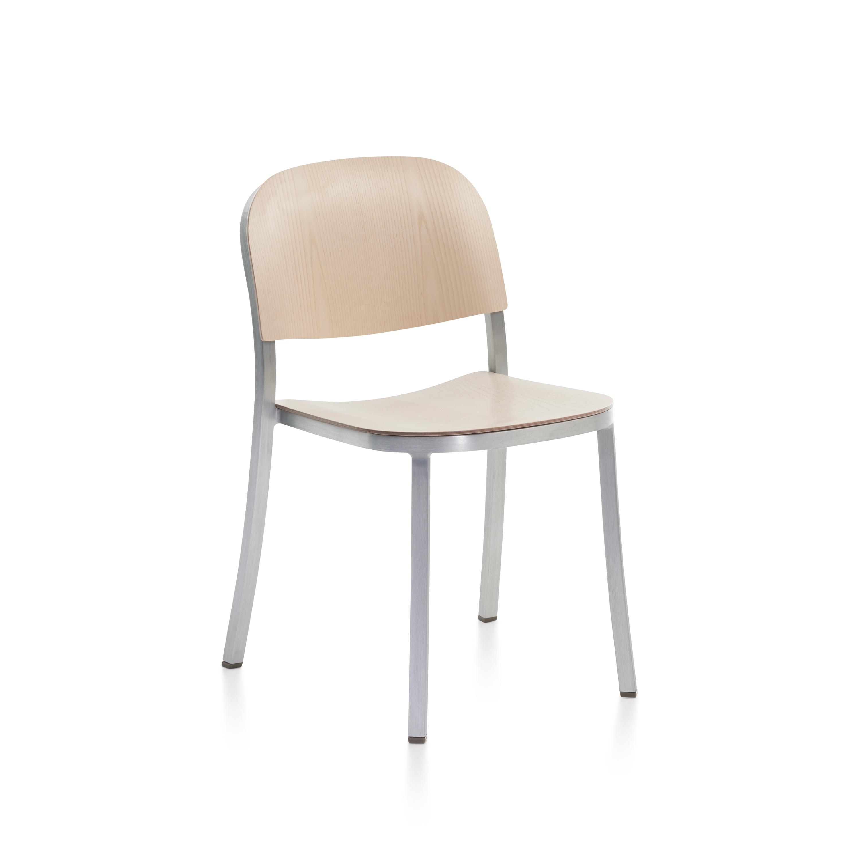Mostrar el producto 1 Inch Stacking Chair del fabricante emeco