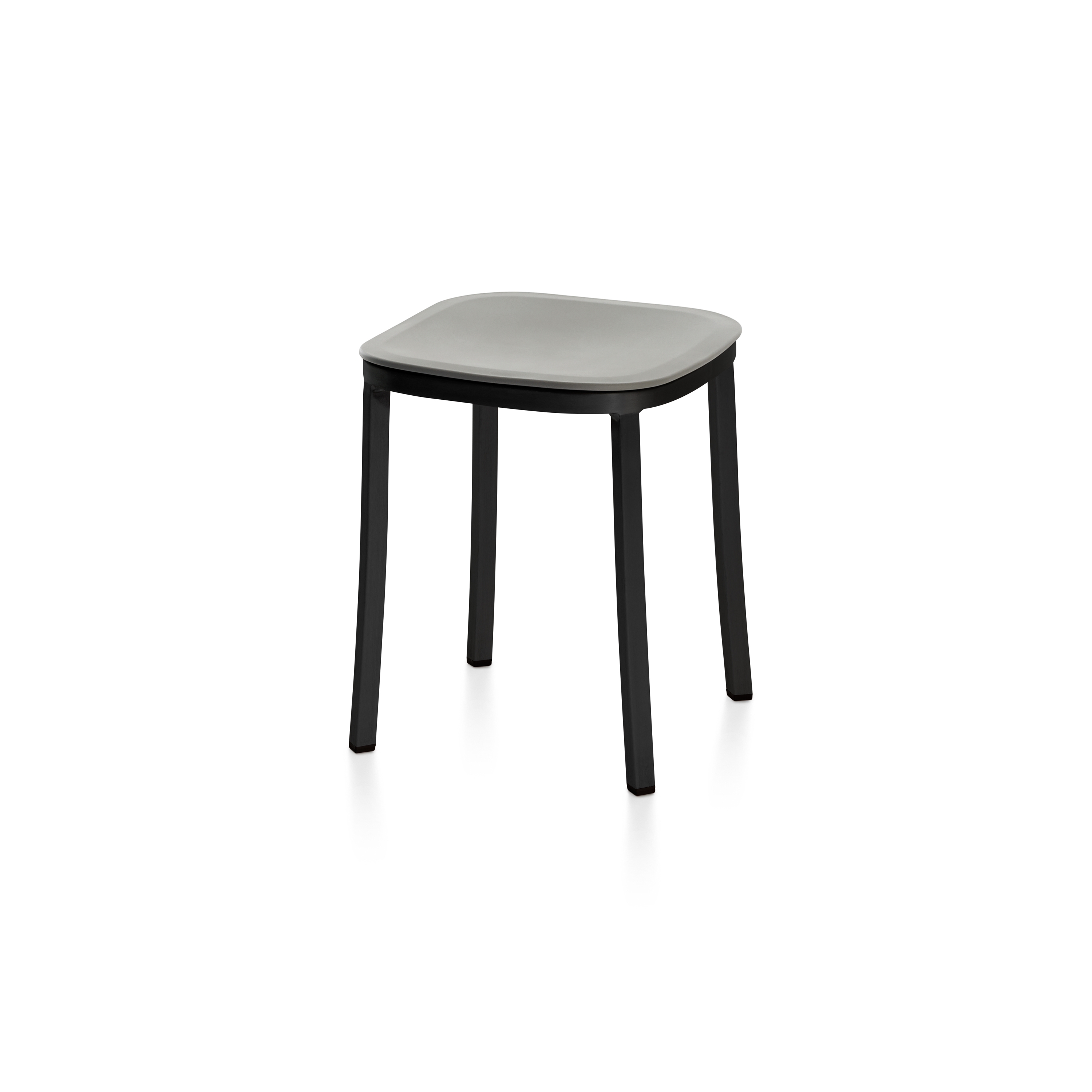 Mostrar el producto 1 Inch Small Stool del fabricante emeco