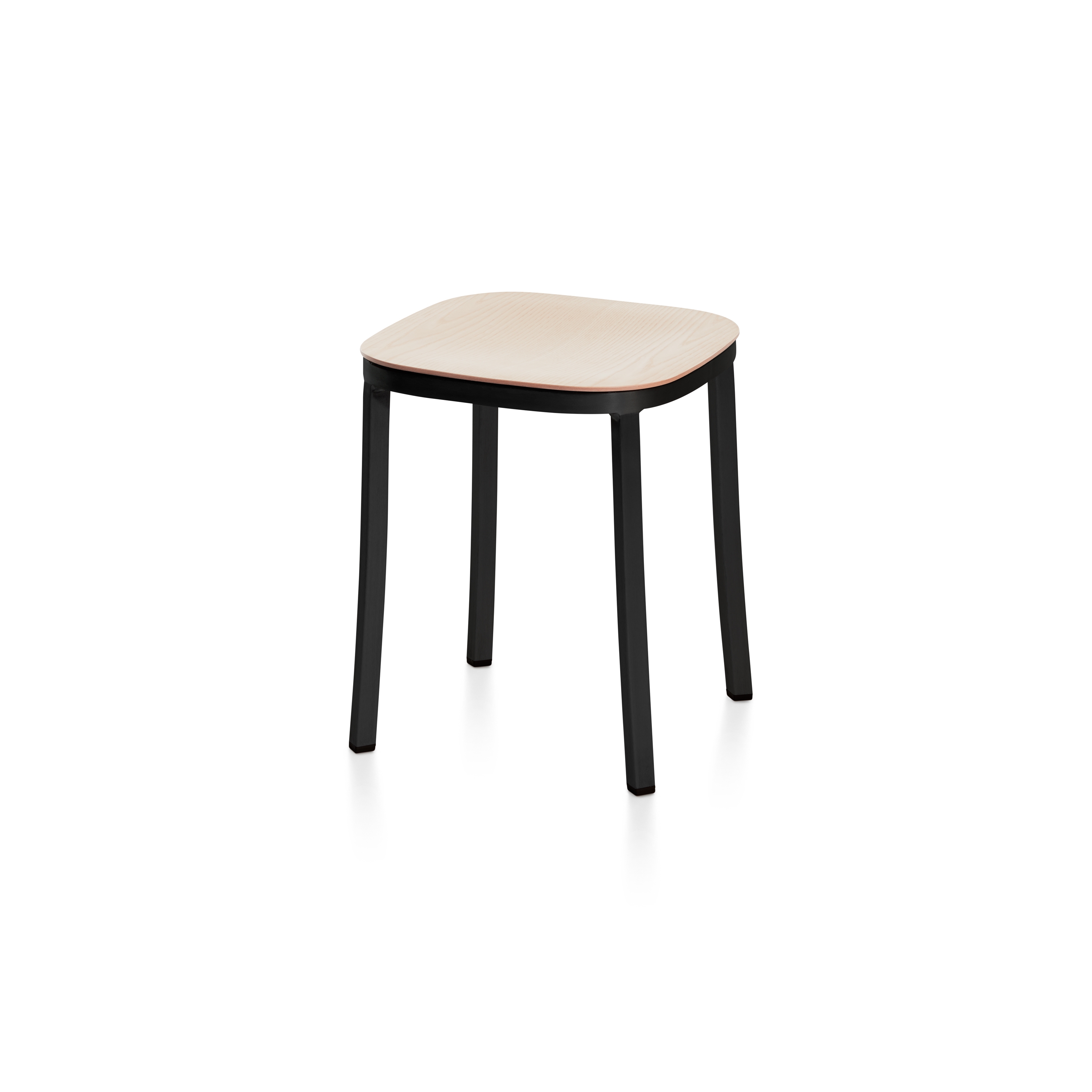 Mostrar el producto 1 Inch Small Stool del fabricante emeco