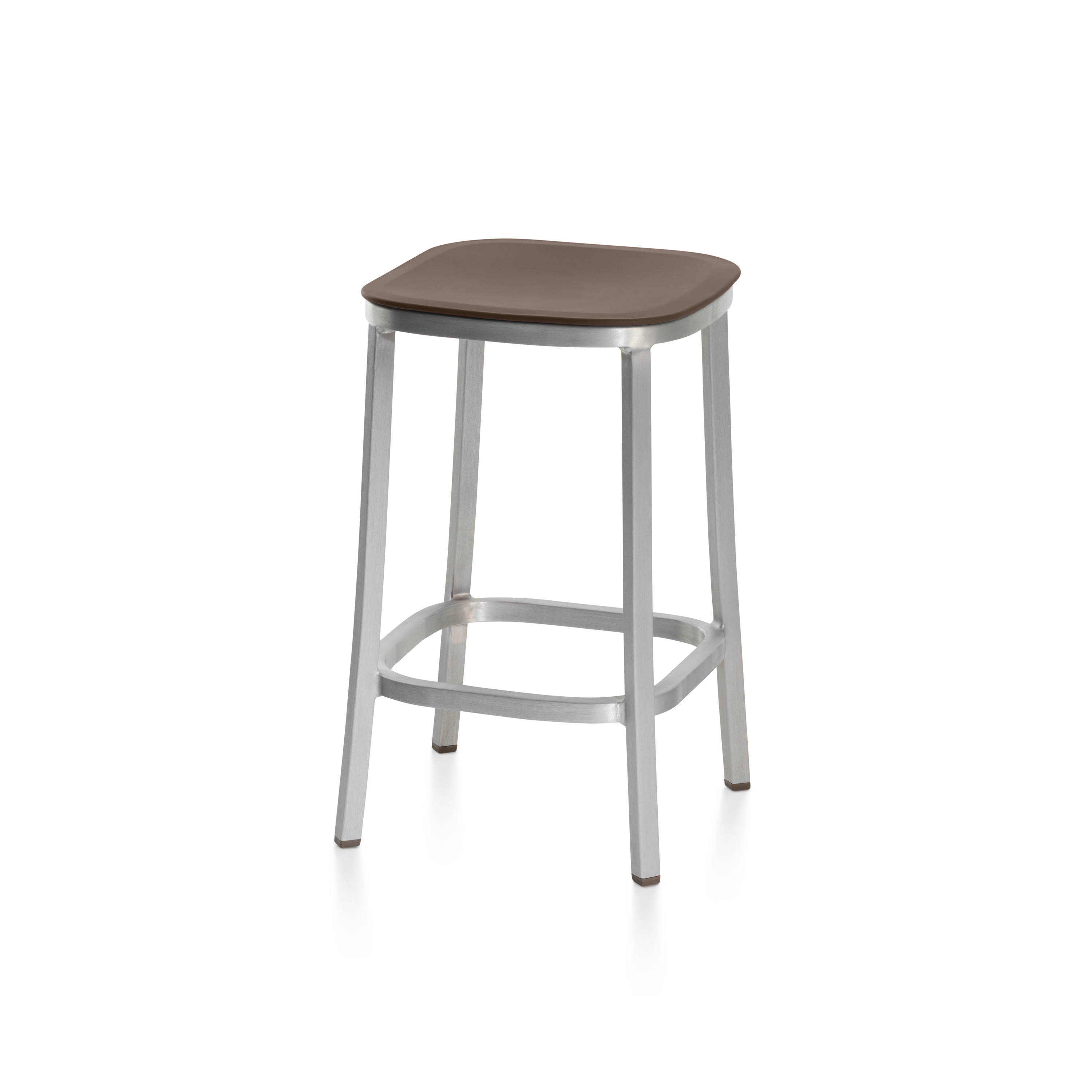 Mostra il prodotto 1 Inch Counter Stool del produttore emeco