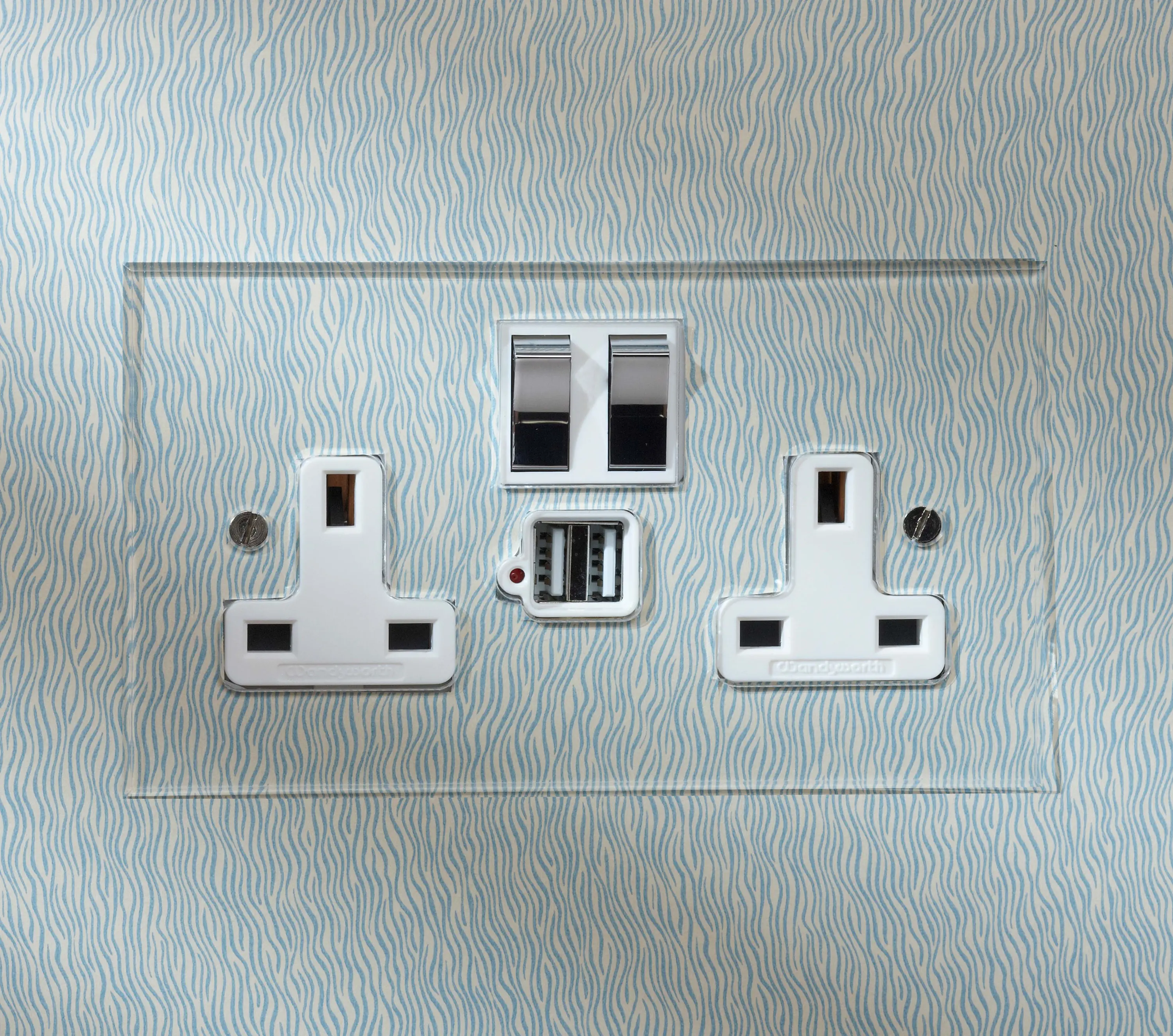 Forbes & Lomax - Stainless Steel double 13amp socket with USB