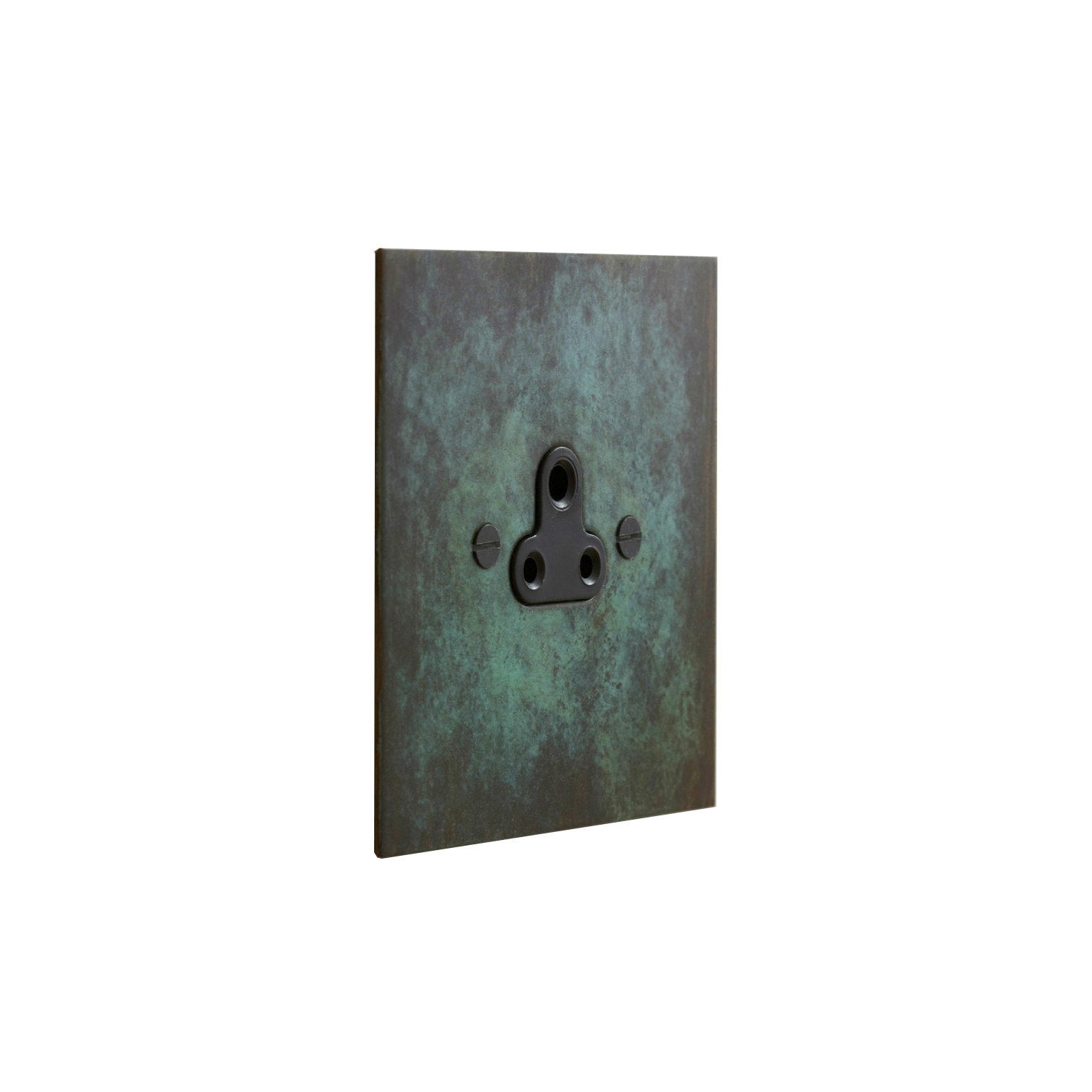 Mostra il prodotto Verdgris single 2amp socket del produttore Forbes & Lomax