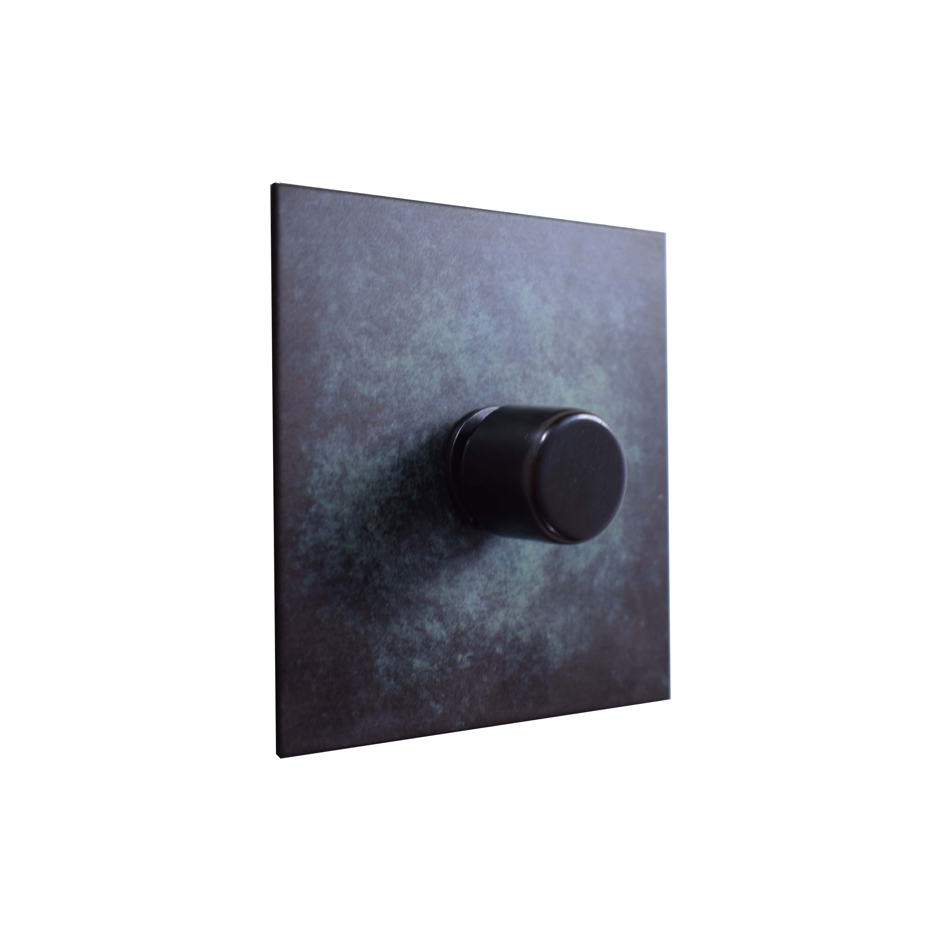 Mostrar el producto Verdigris rotary dimmer del fabricante Forbes & Lomax