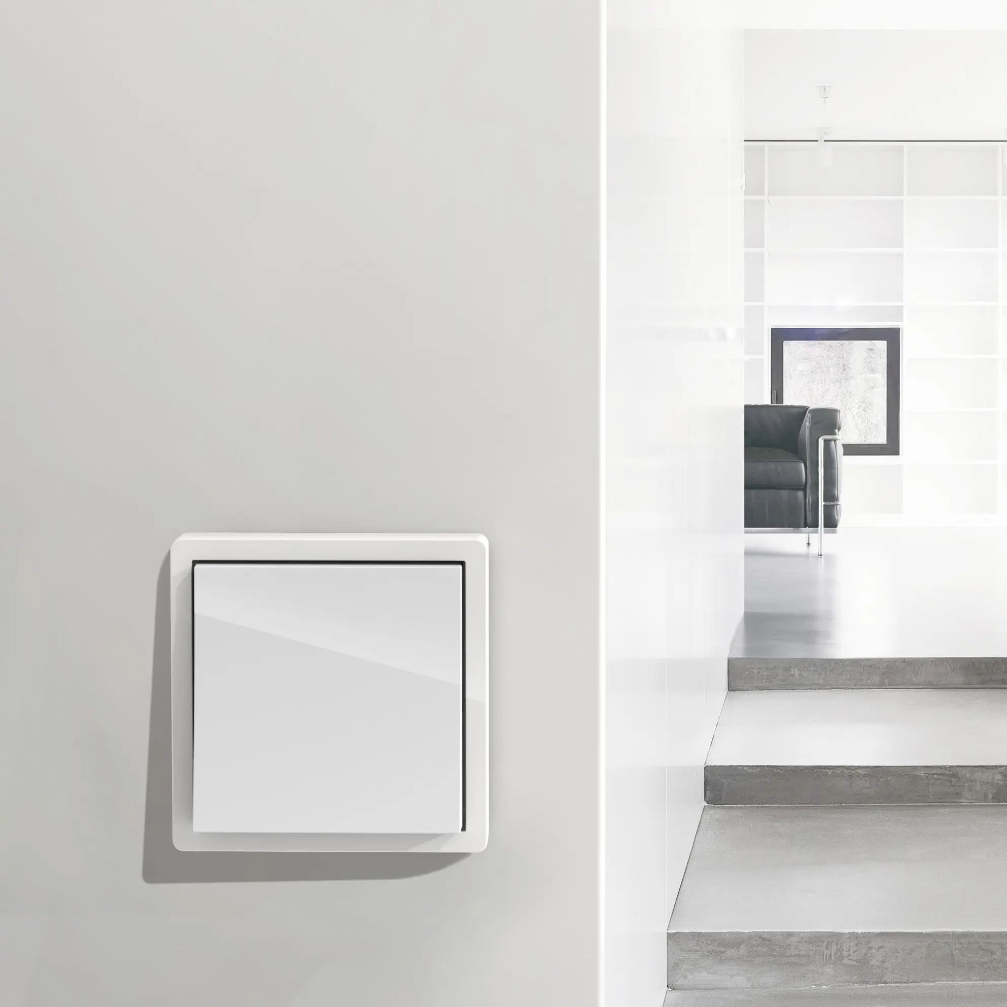 Gira - Flächenschalter | Steckdose Reinweiß glänzend