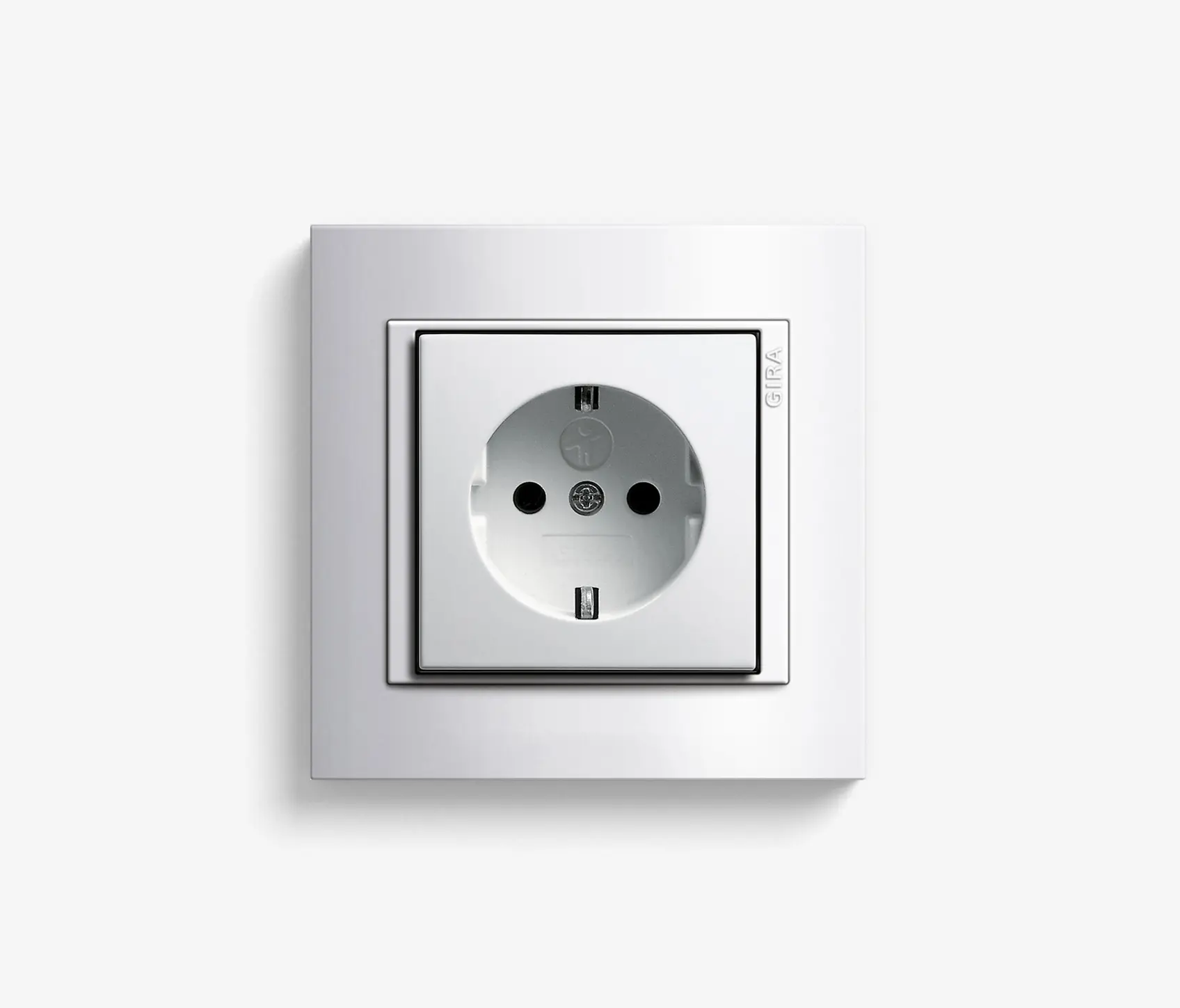 Gira - Event | Socket outlet Pure white glossy