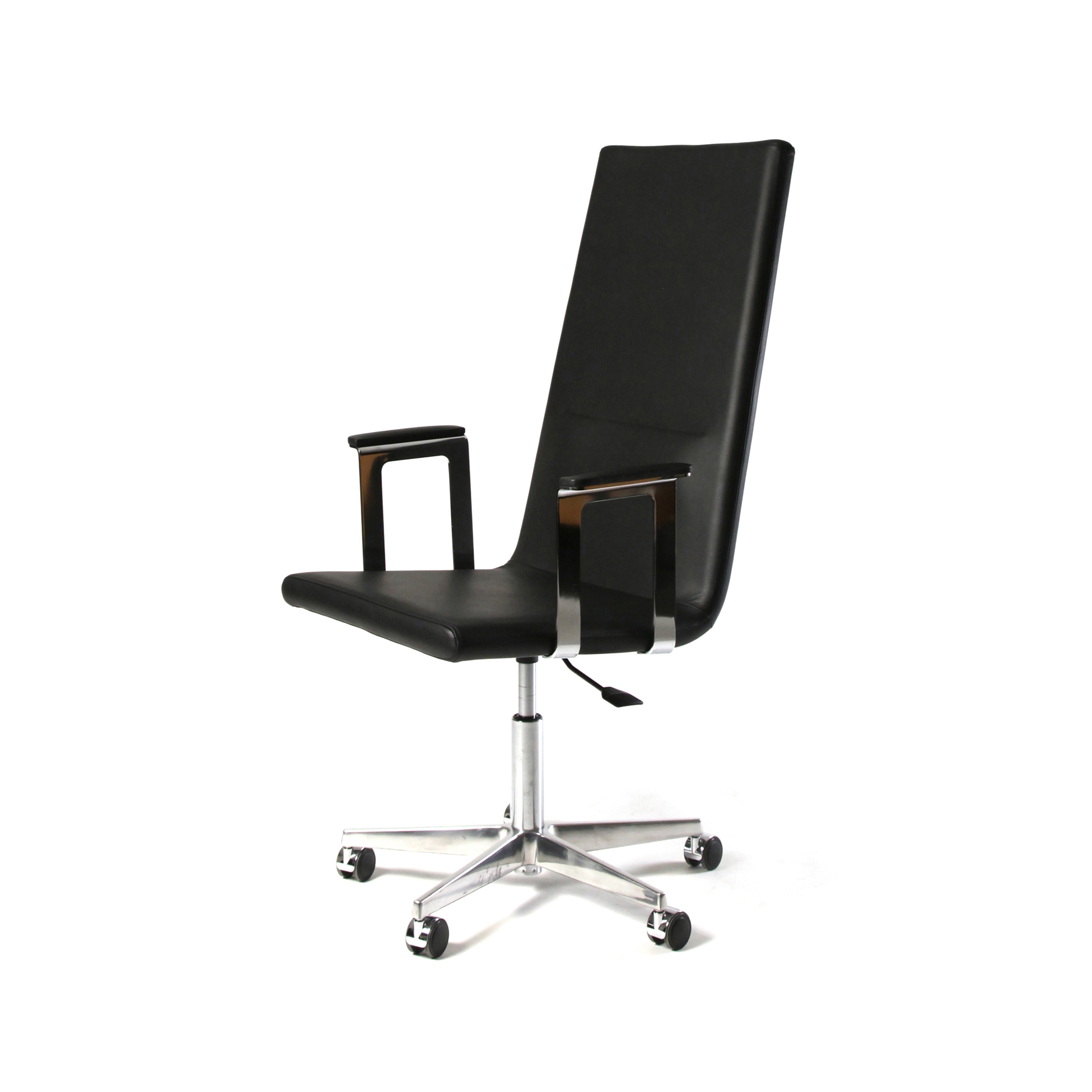 Display product Basso XL with armrest from manufacturer Inno