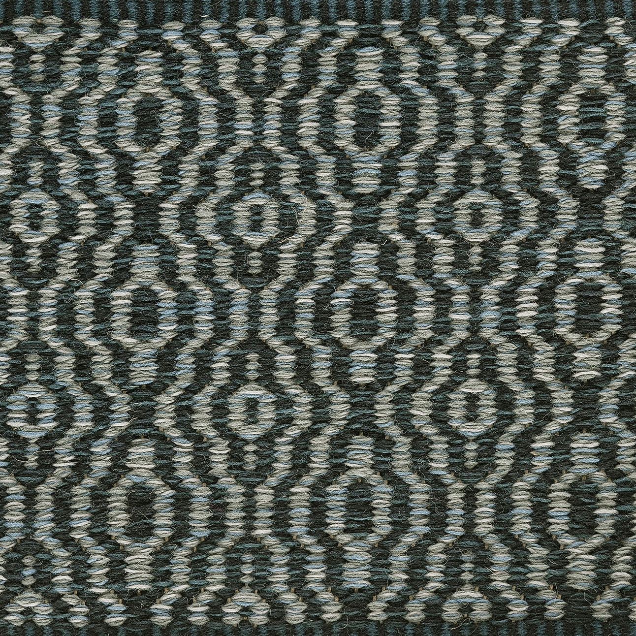 Bloom Icon | Thistle 520