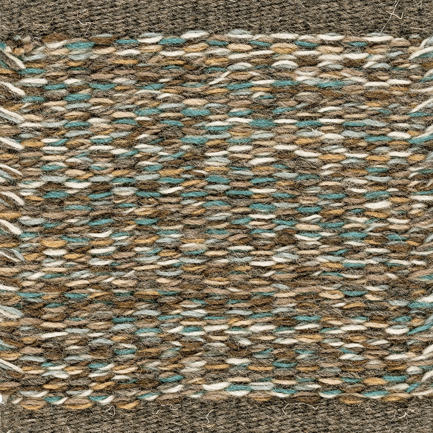 Greta | Autumn Bay 701