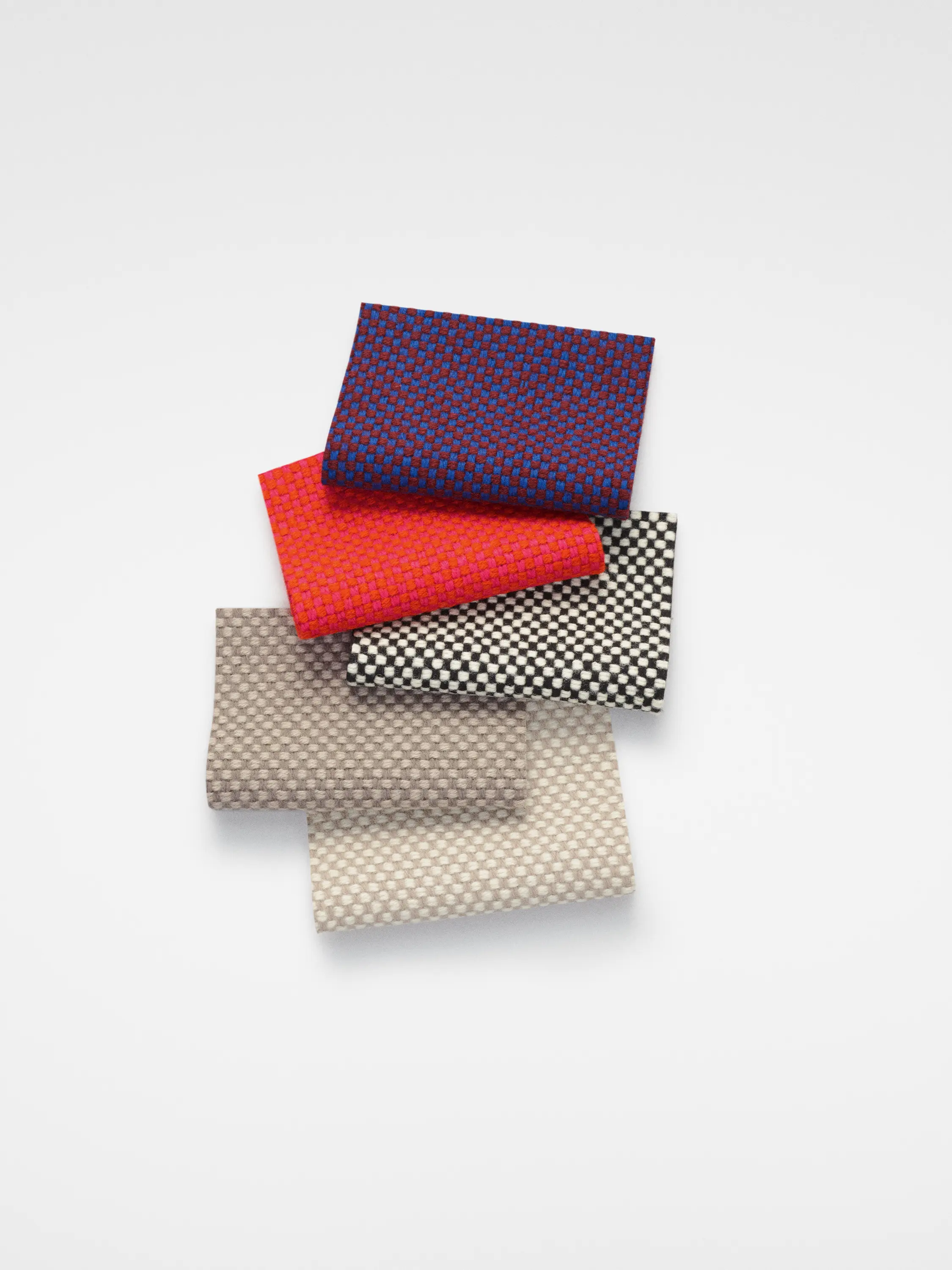 Kvadrat - Sisu - 0105