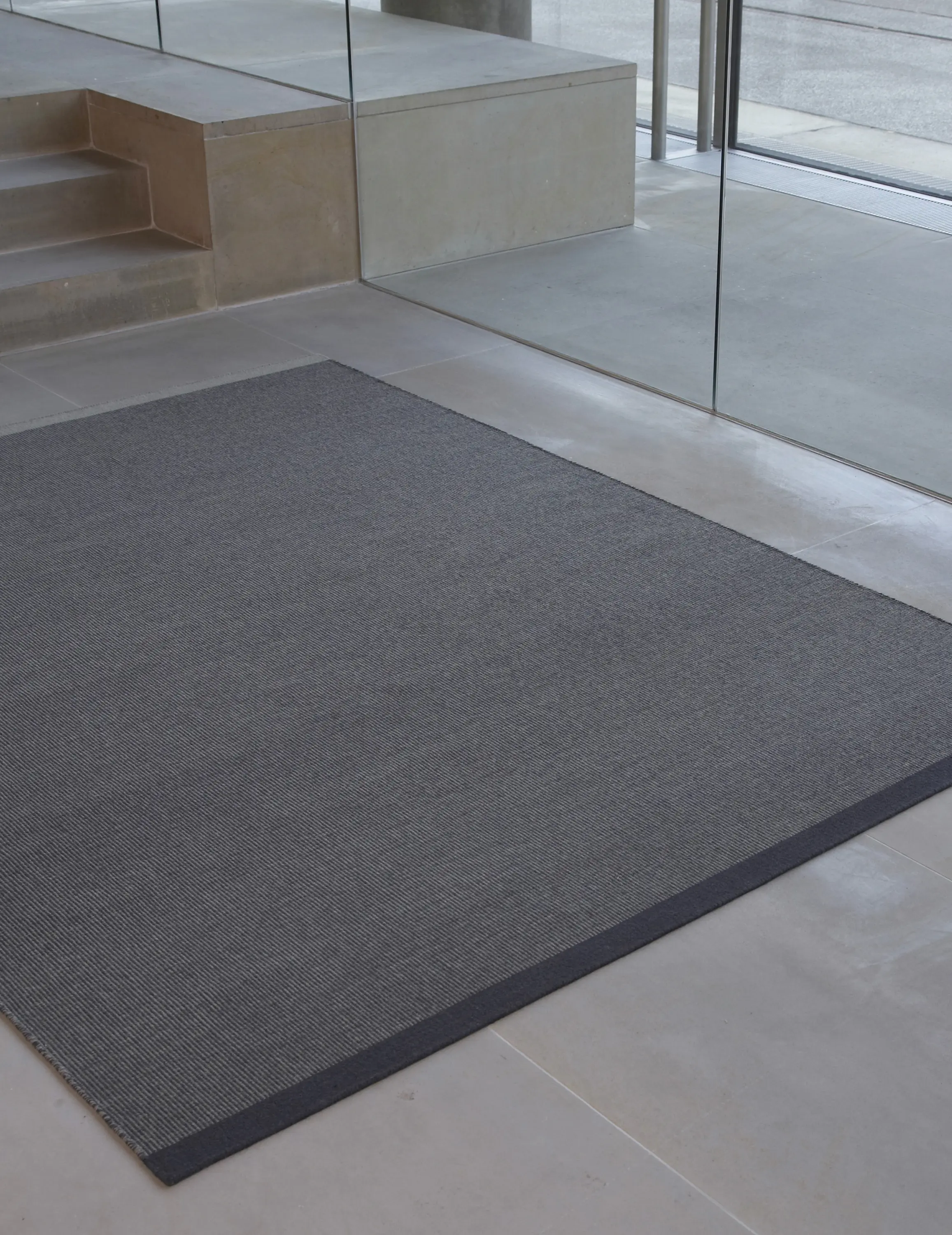 Kvadrat - Stripe - 0L01