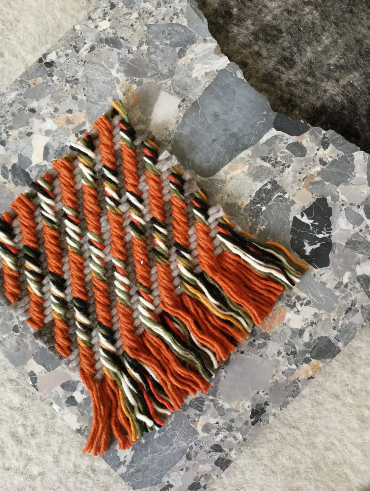 Kvadrat - Dashes - 0161