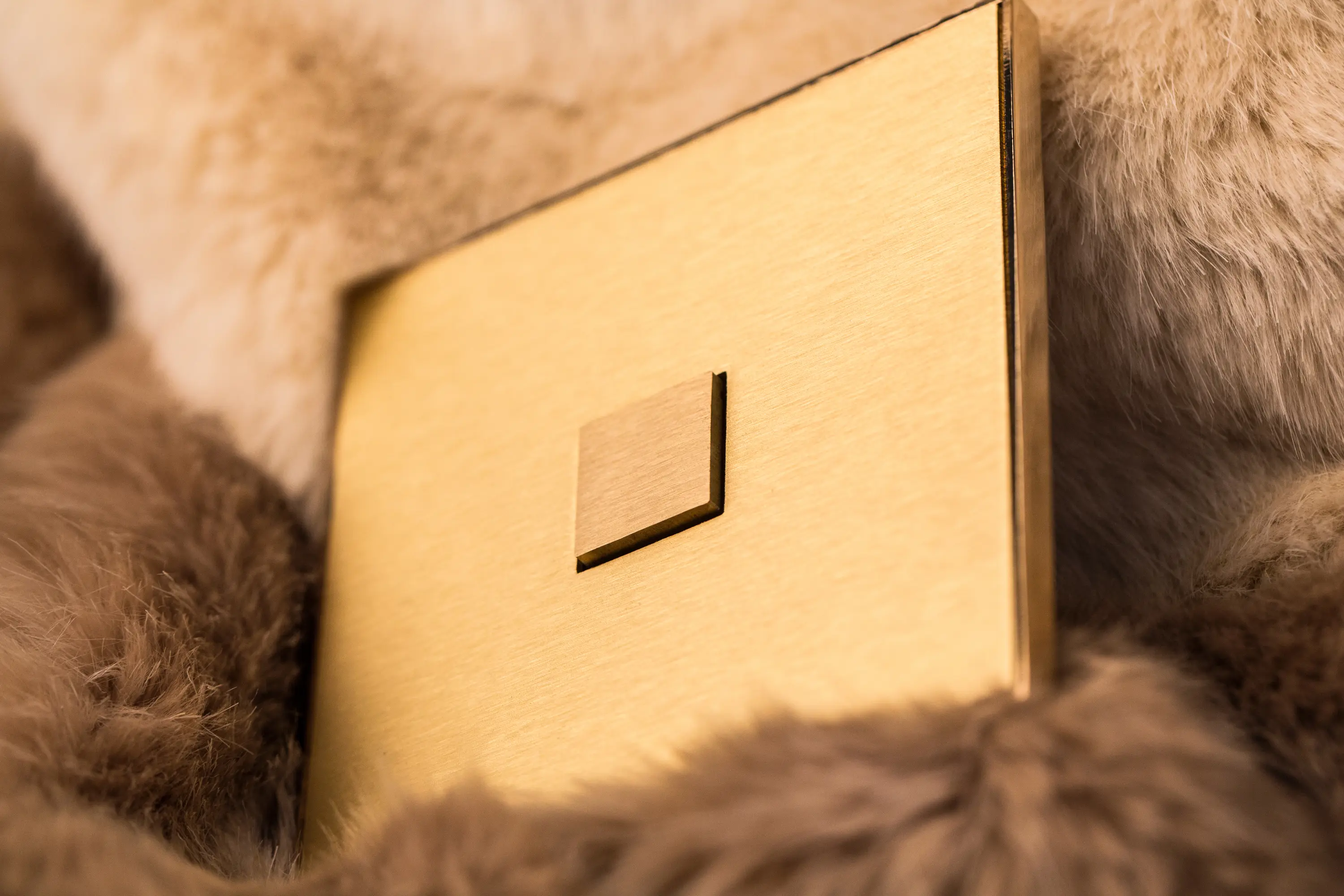 Lithoss - Classics by Lithoss | Select SB4T KNX RAL9010