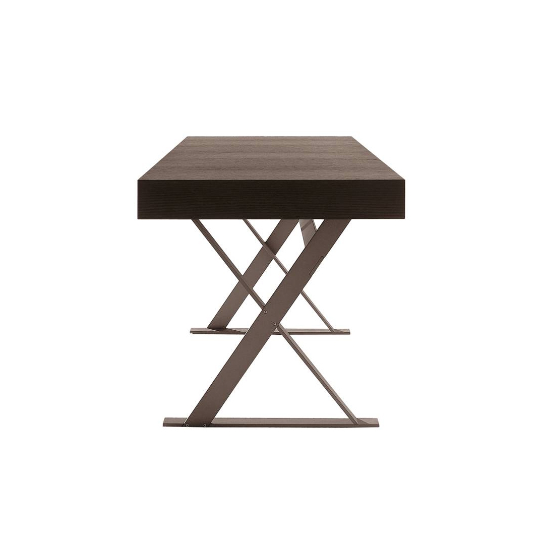 Display product Max from manufacturer Maxalto