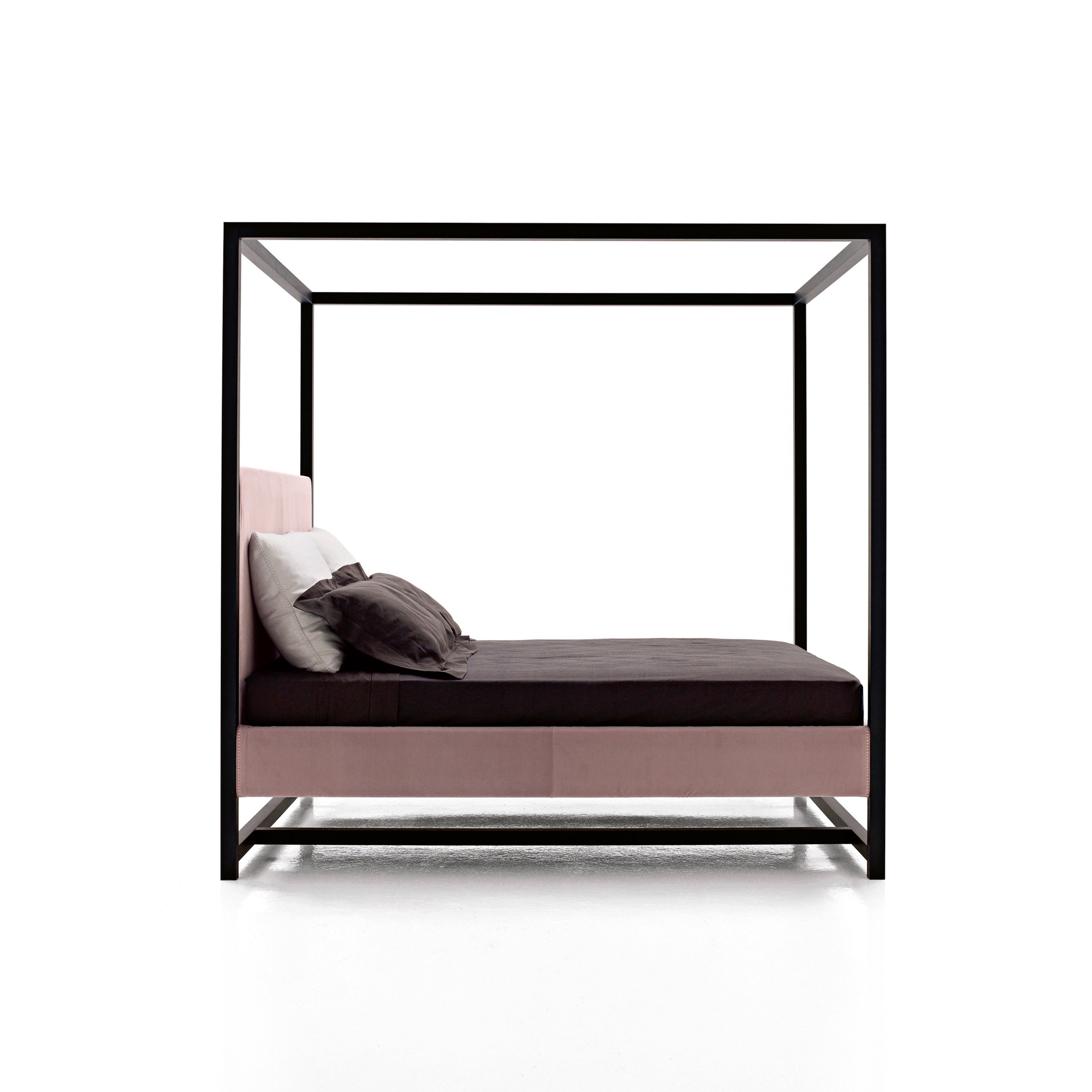 Display product Alcova from manufacturer Maxalto