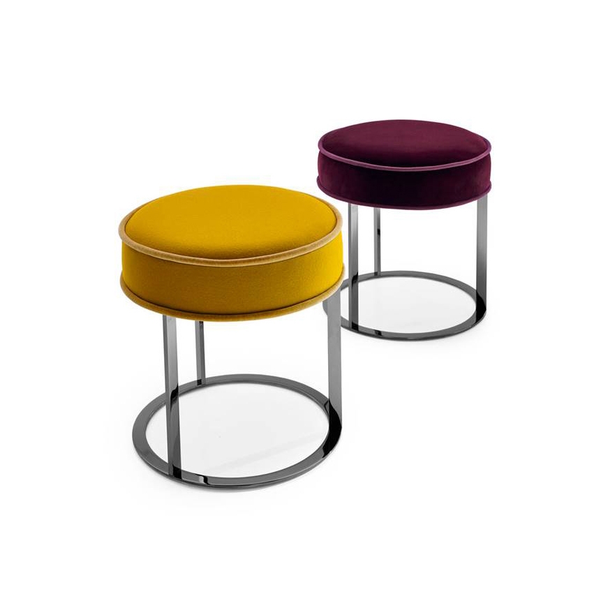 Display product Lithos pouf from manufacturer Maxalto