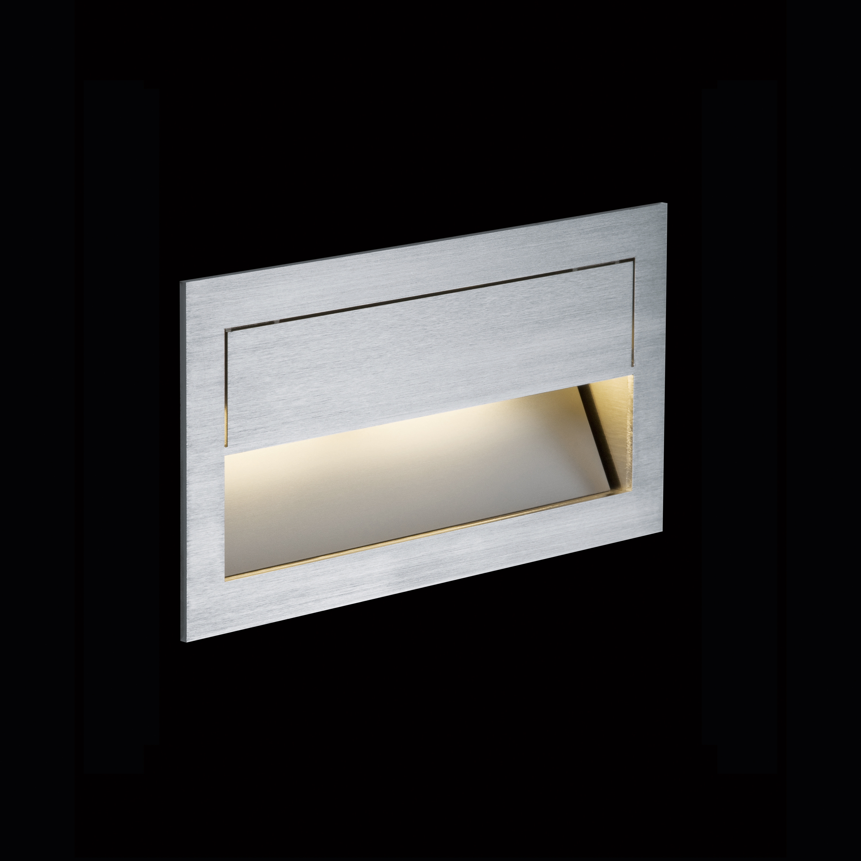 Display product Mike India 50 Accent Long from manufacturer Nimbus