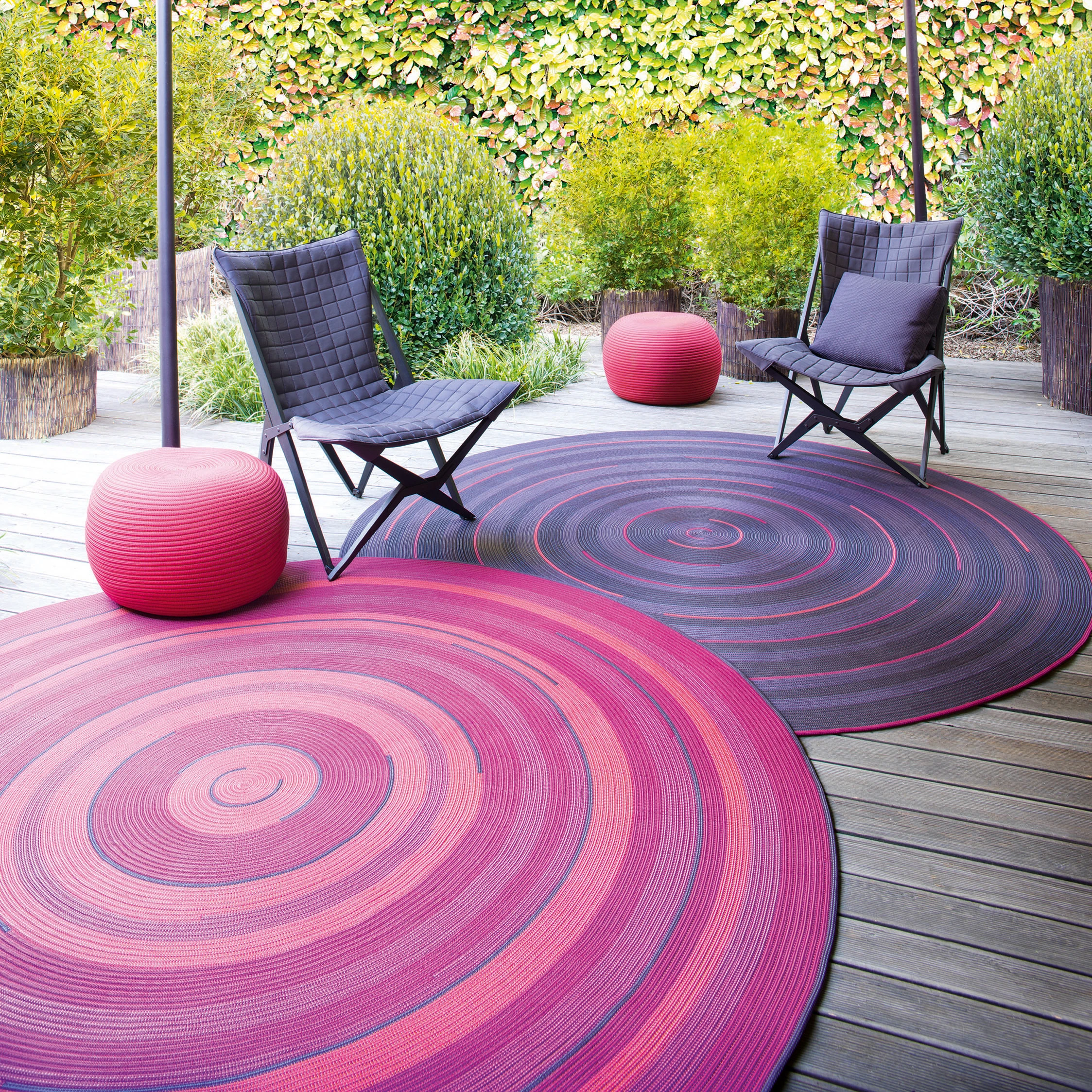 HIGH TECH RUGS