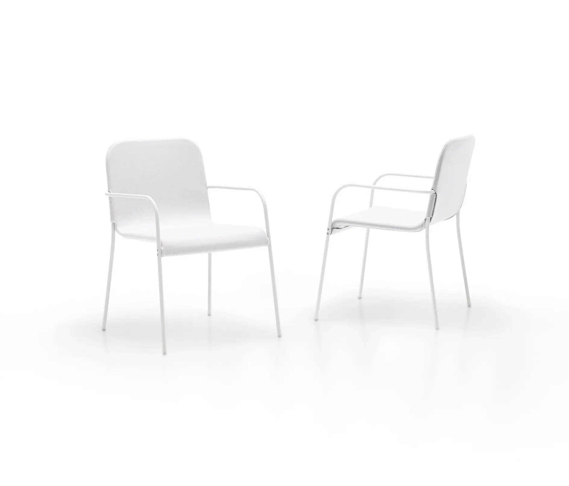 Paola Lenti - Mira | Chair with armrests