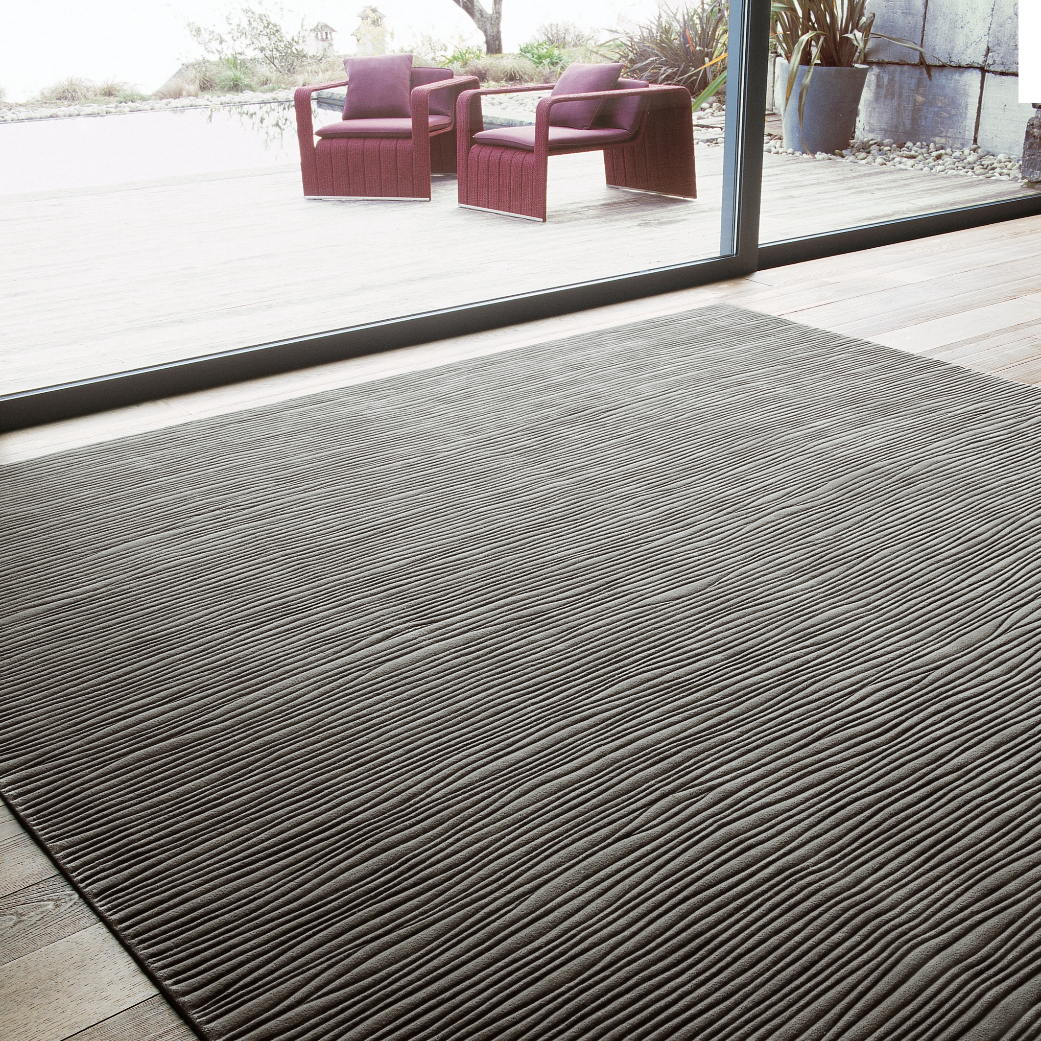 Display product Deep from manufacturer Paola Lenti
