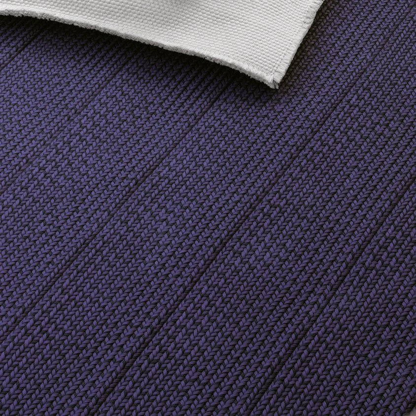Display product Ray from manufacturer Paola Lenti