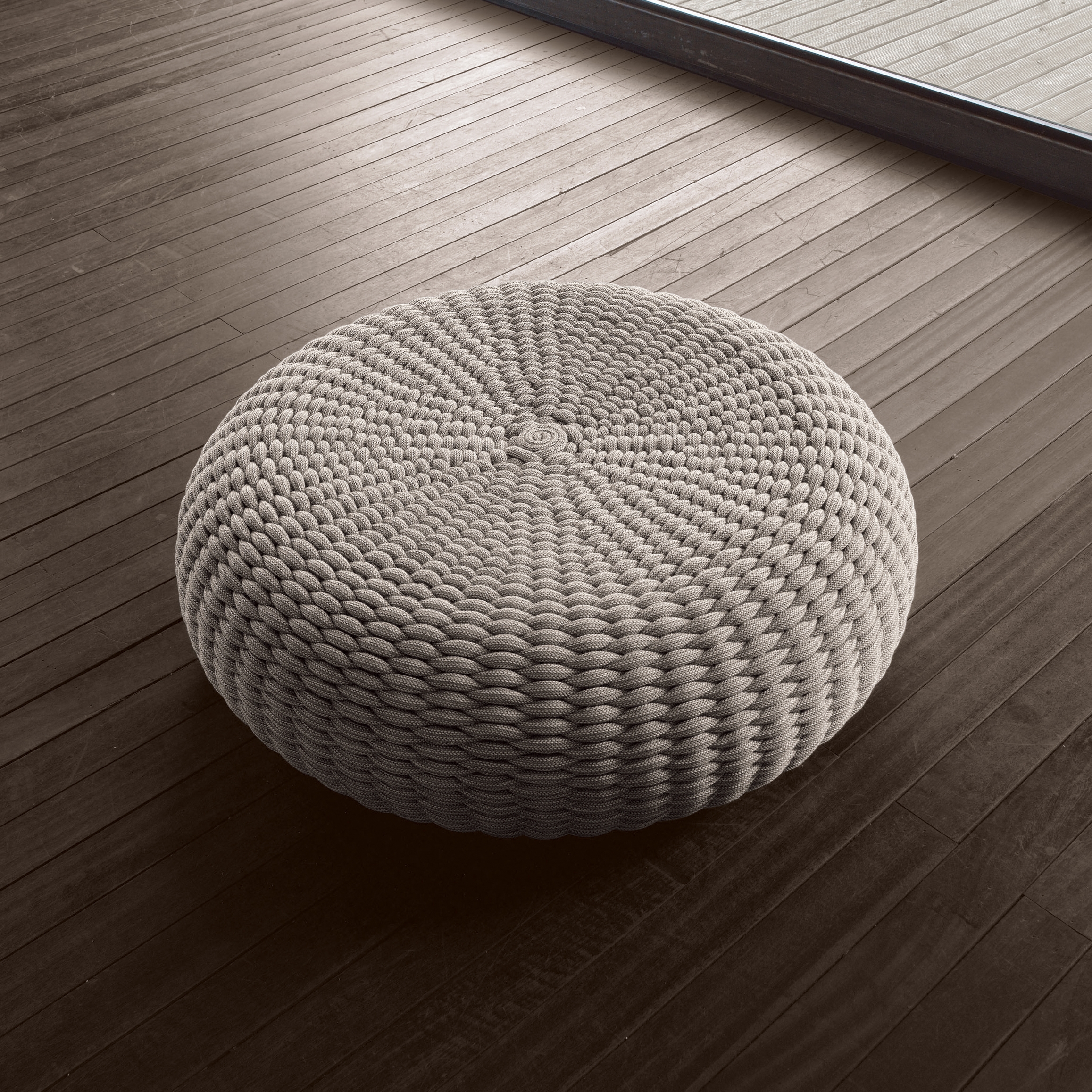 Display product Shell from manufacturer Paola Lenti