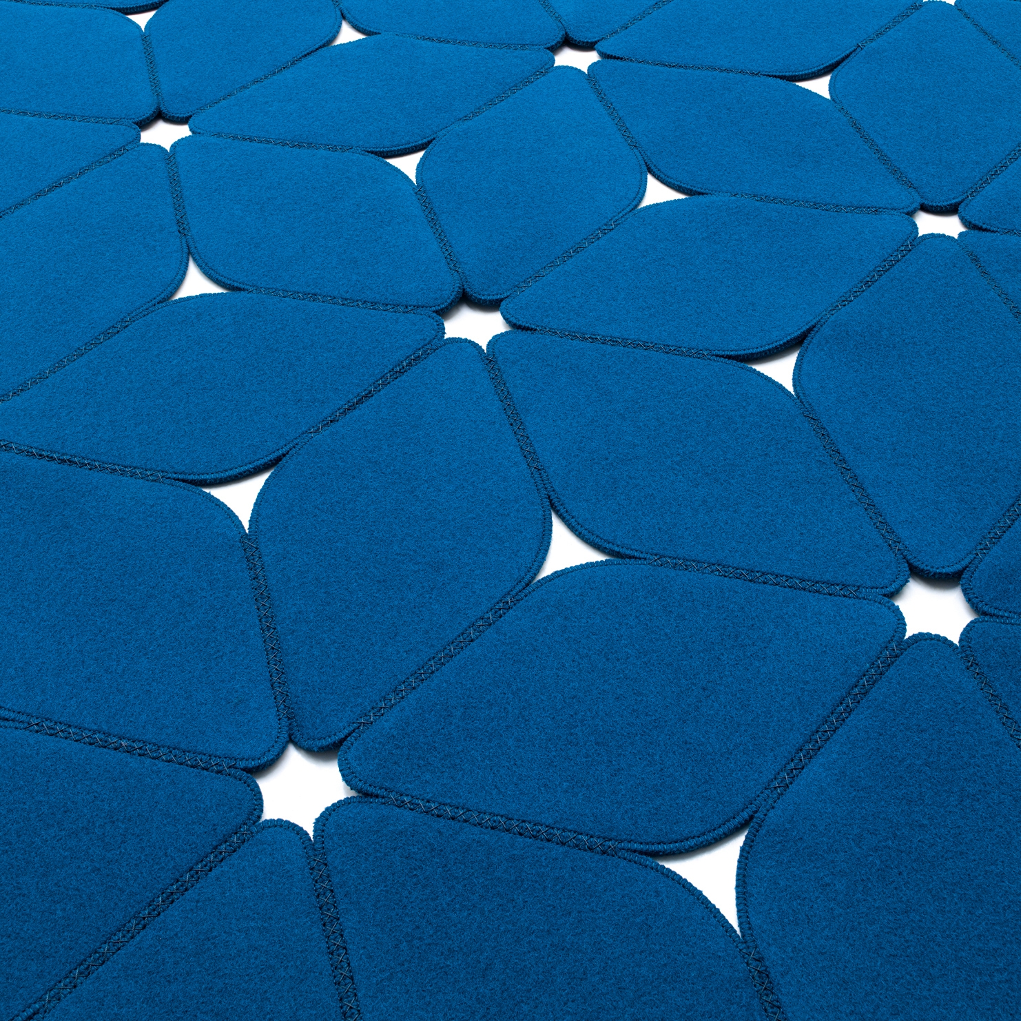 Display product Kaleidoscope from manufacturer Paola Lenti