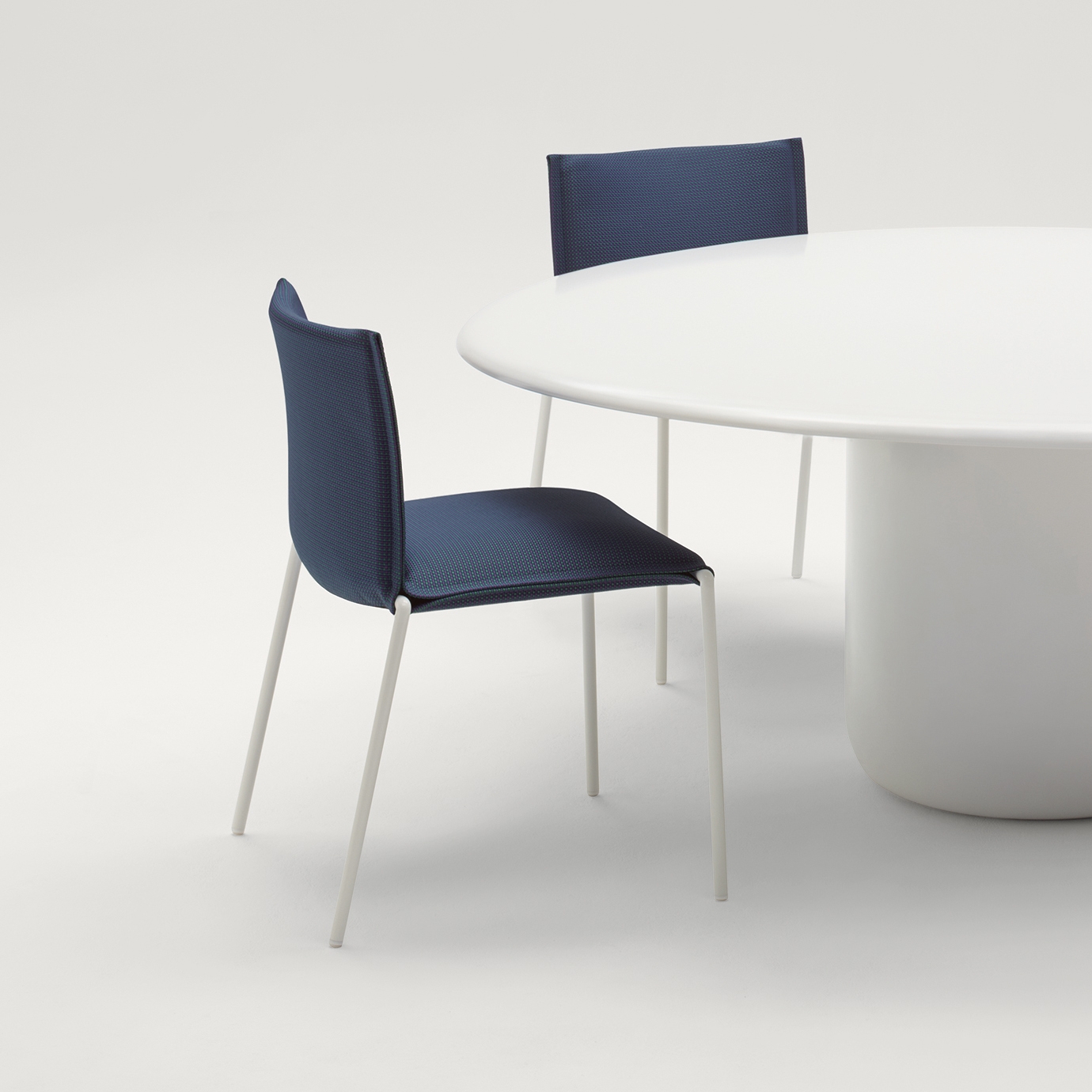 Display product Mae from manufacturer Paola Lenti