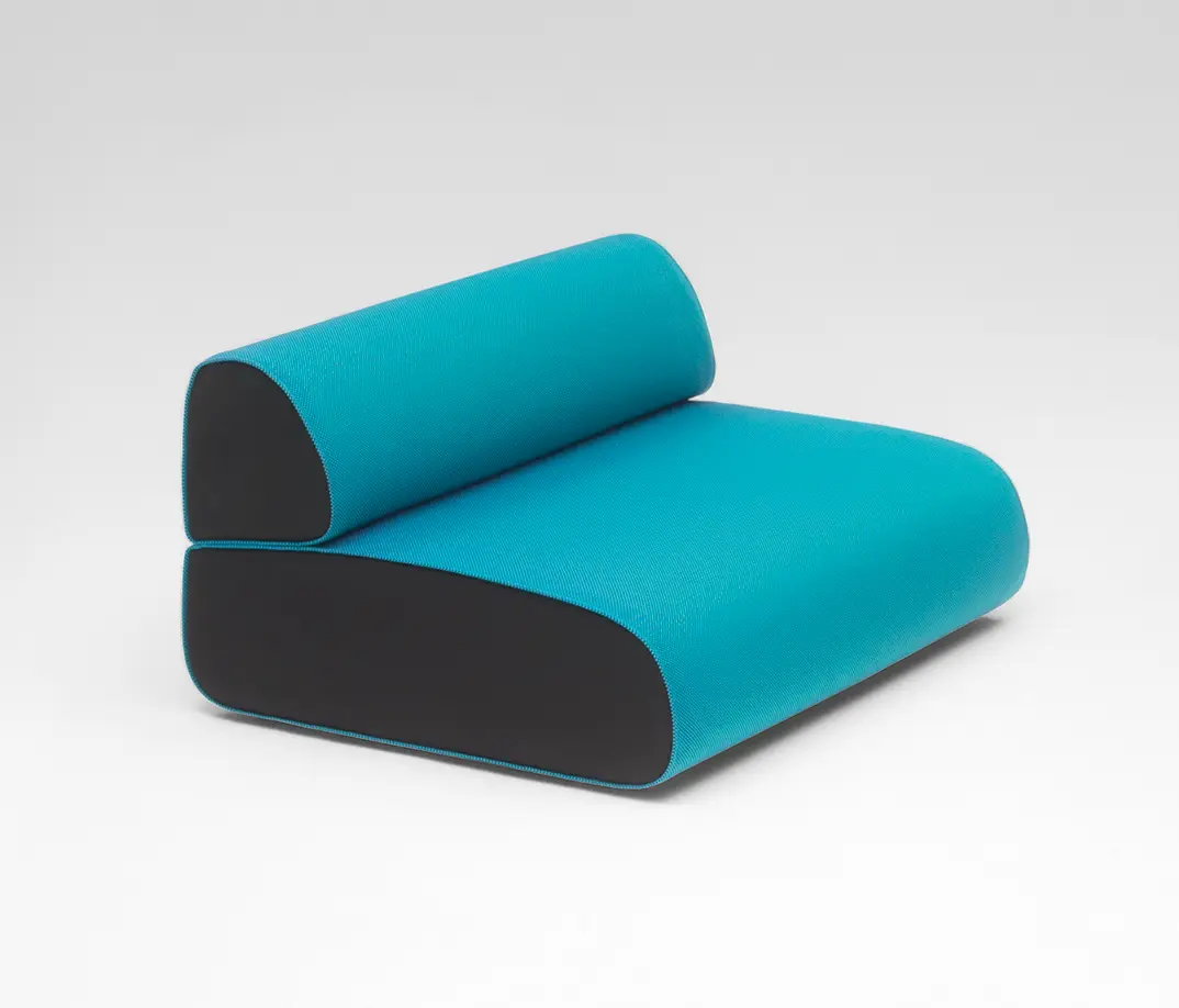 gallery-slide-0