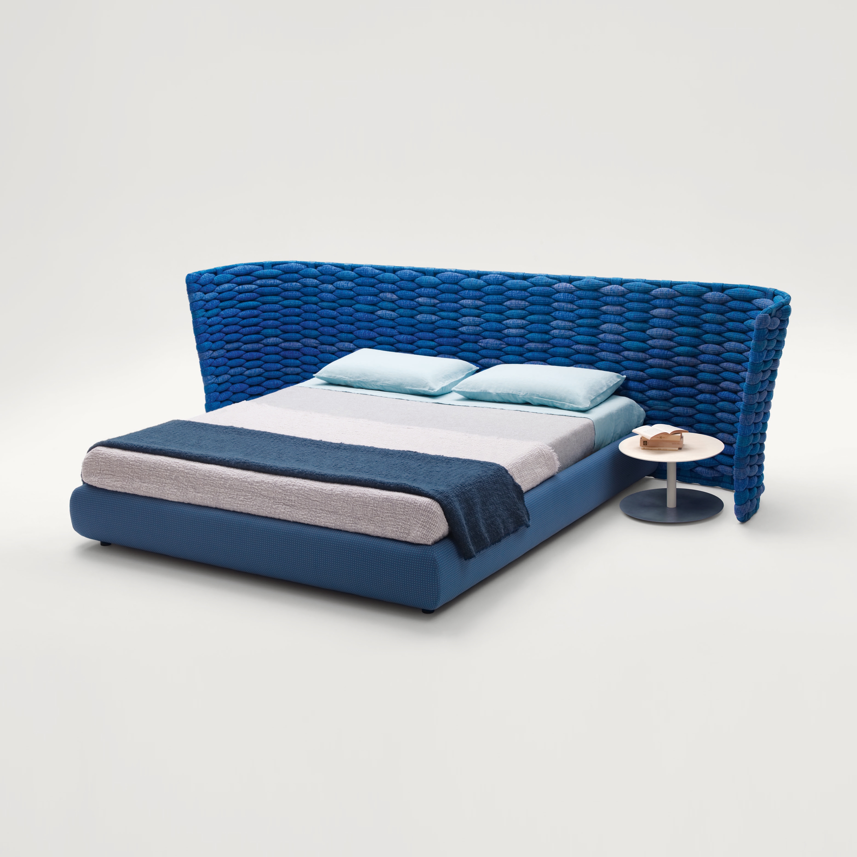 Display product Silent from manufacturer Paola Lenti
