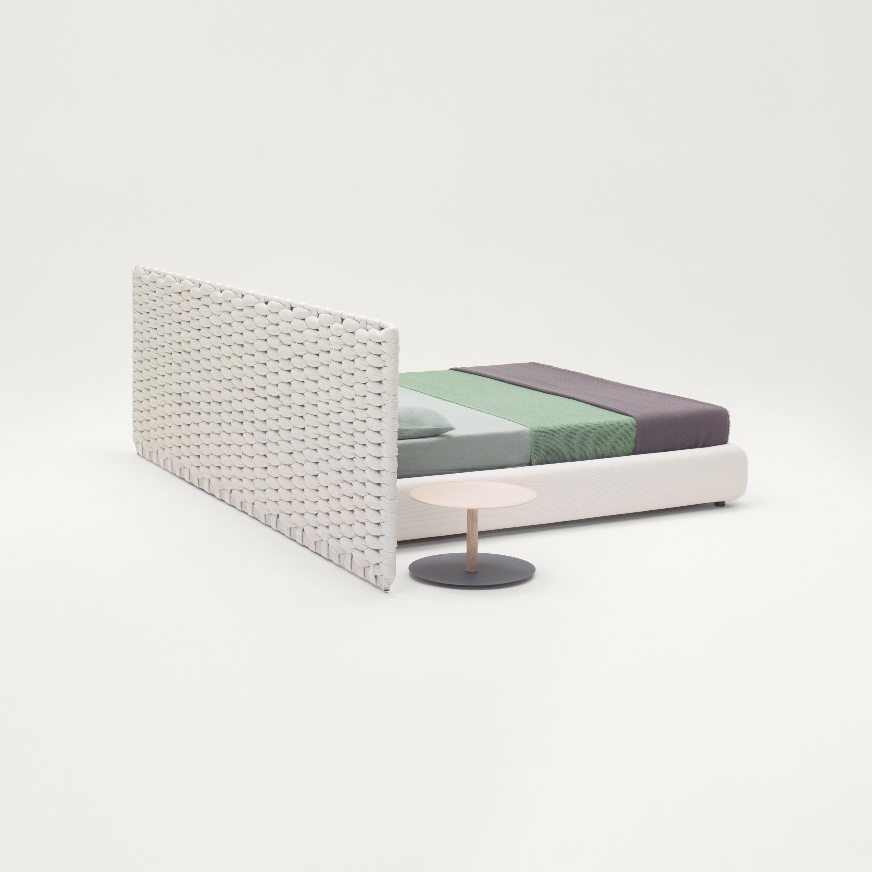 Display product Silent from manufacturer Paola Lenti