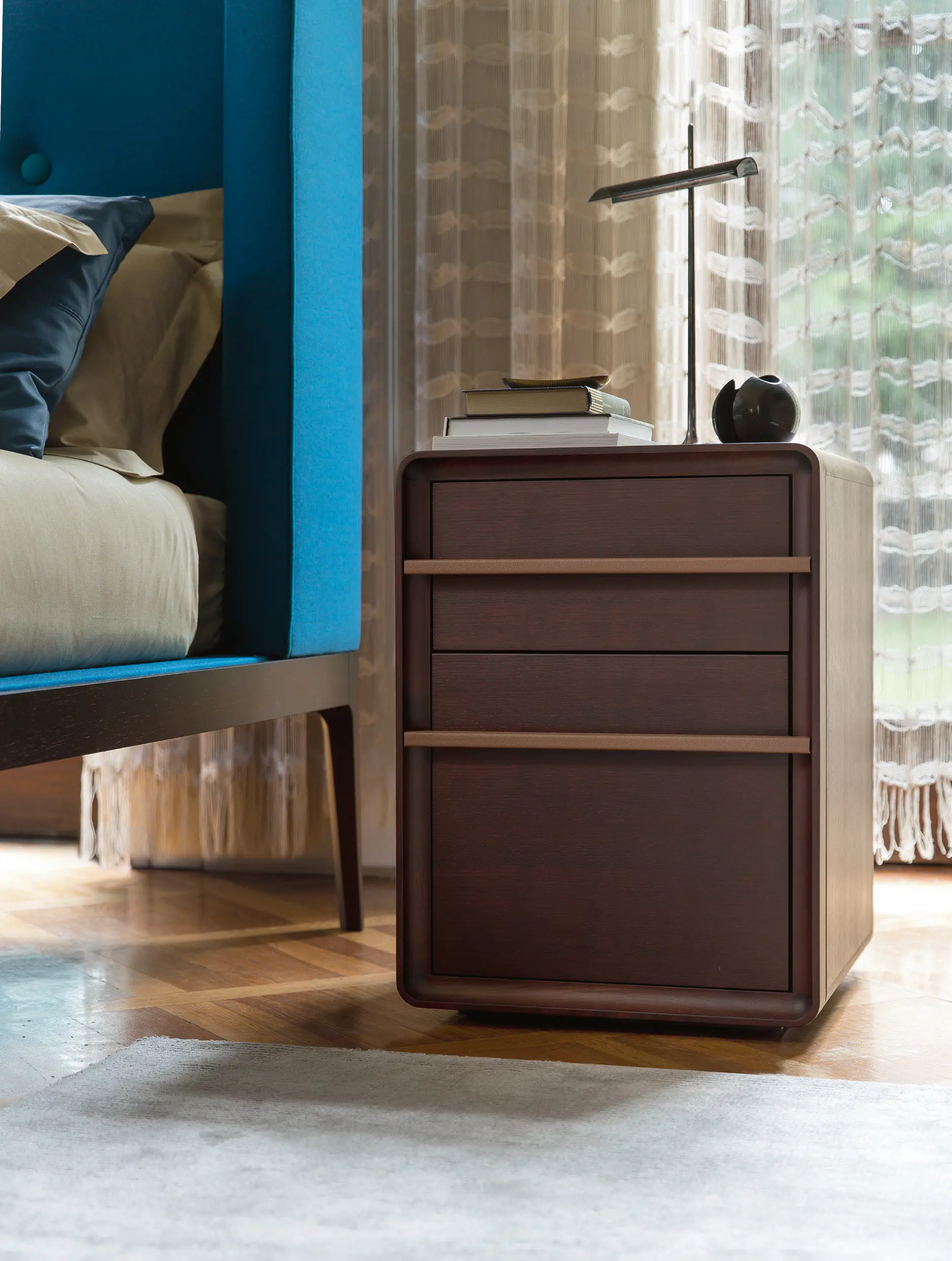 Porada - Aura comodino