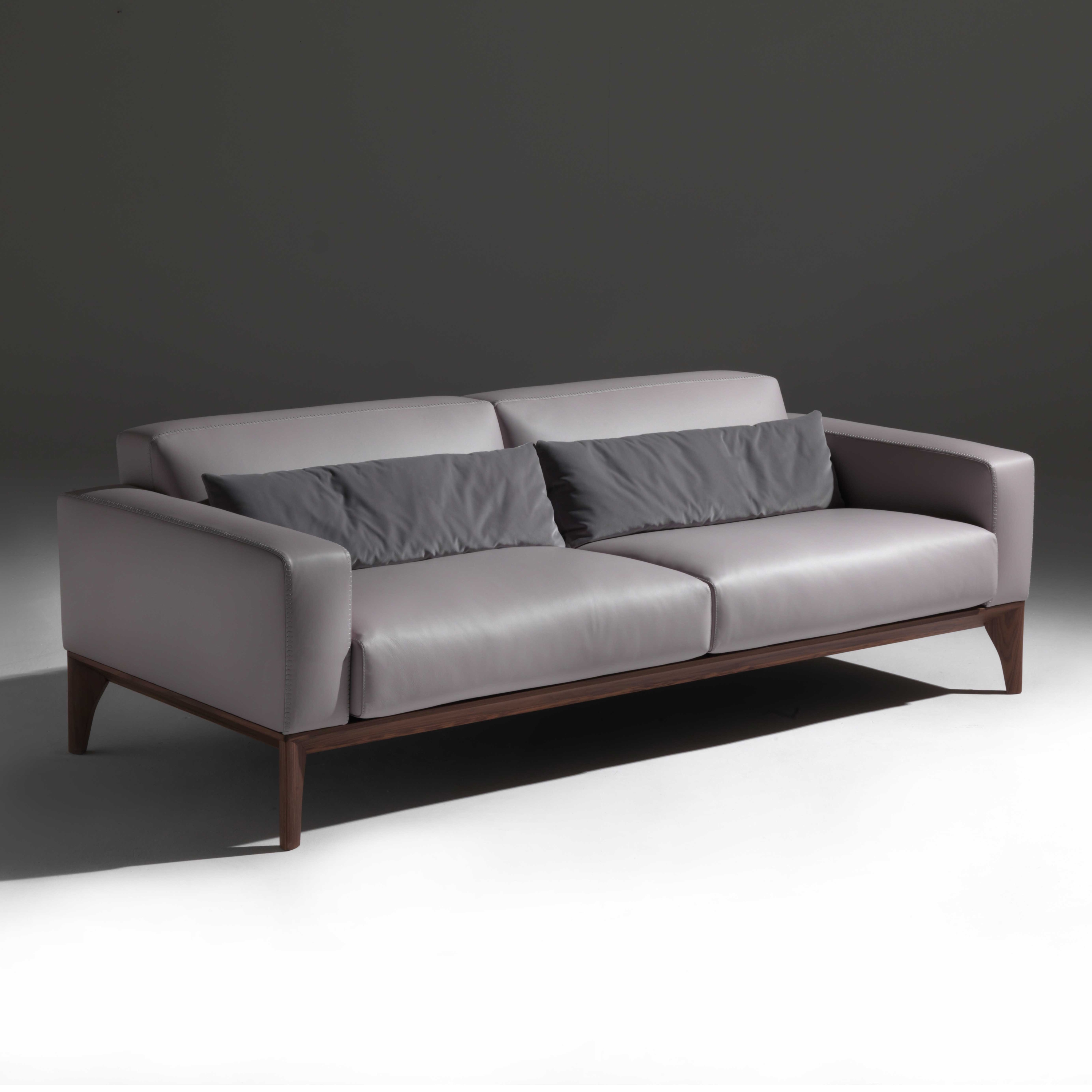 Display product Fellow sofa from manufacturer Porada