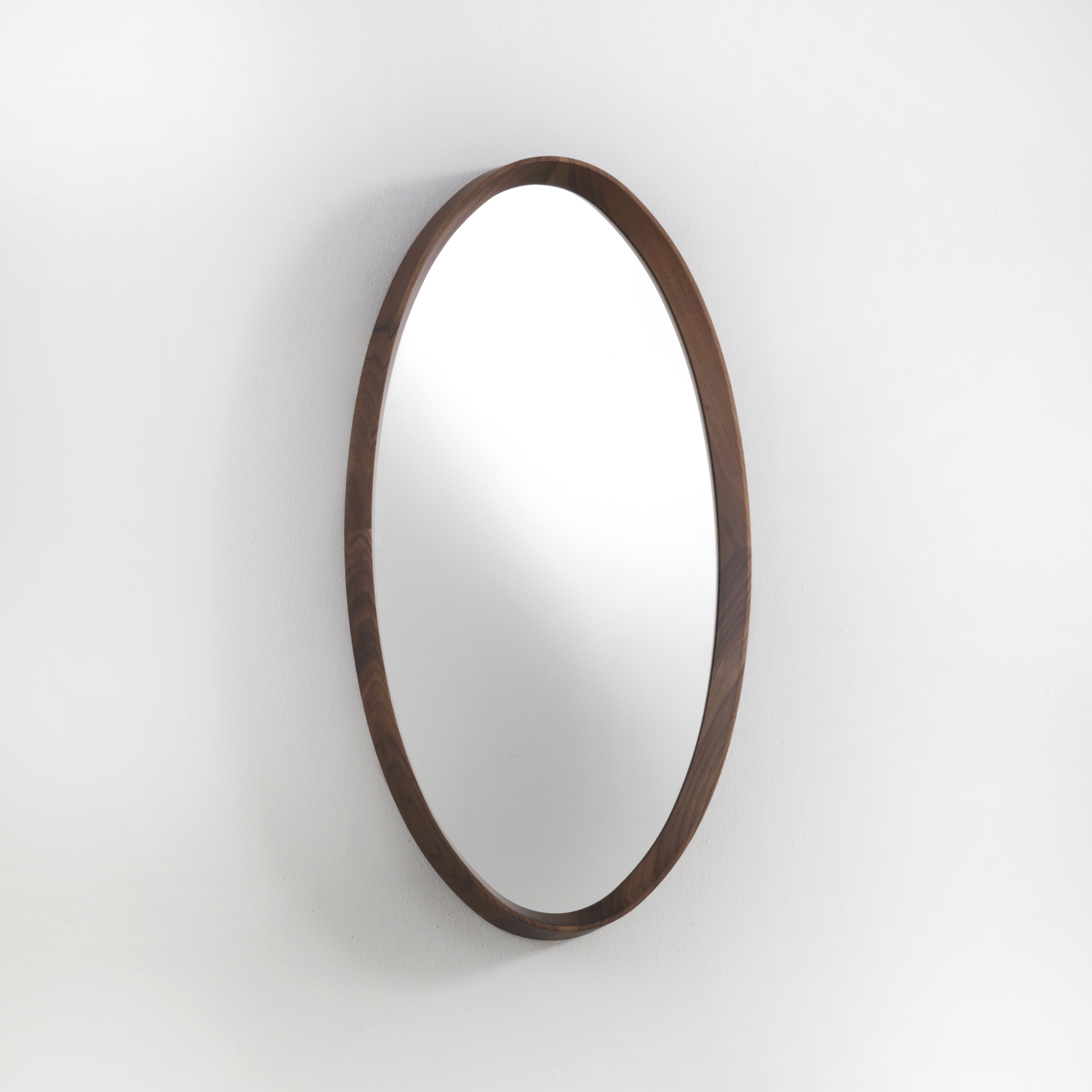 Display product Mix 2 oval from manufacturer Porada