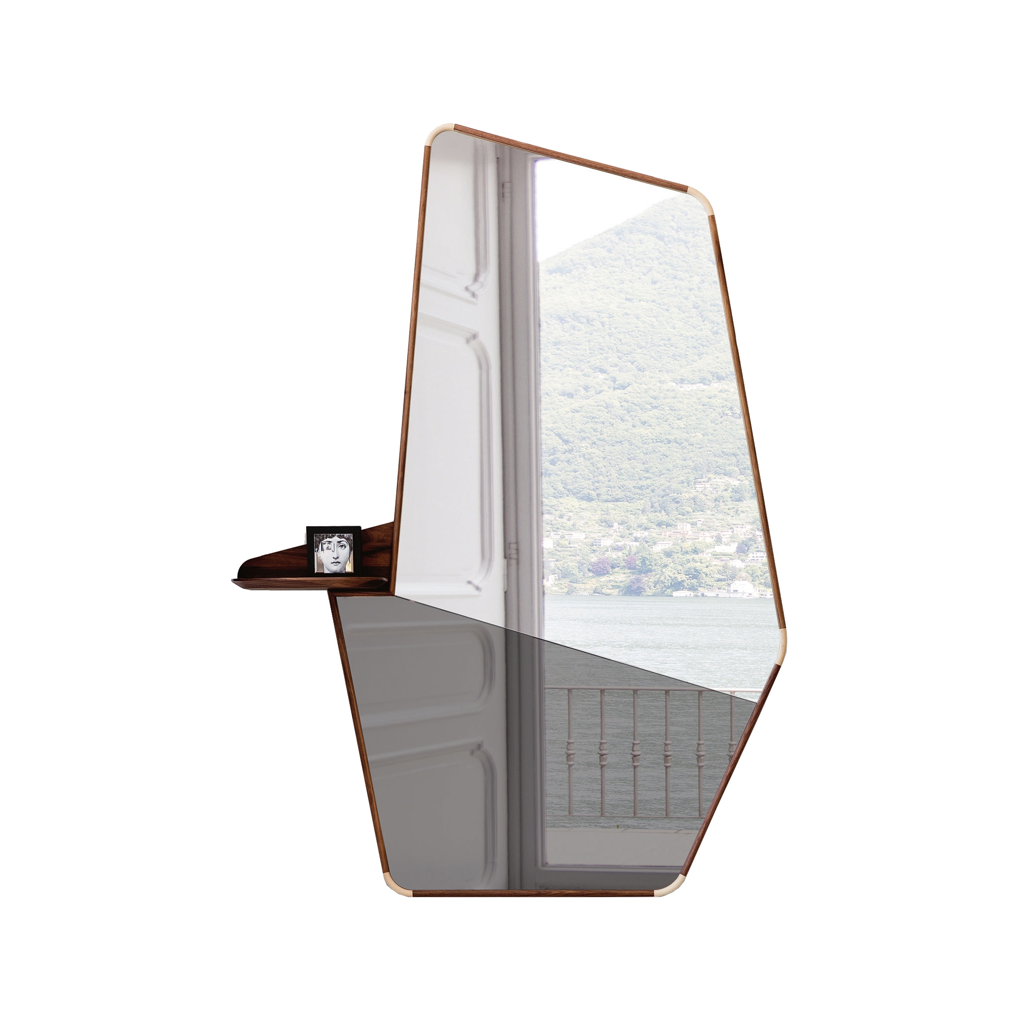 Display product Ops 3 from manufacturer Porada