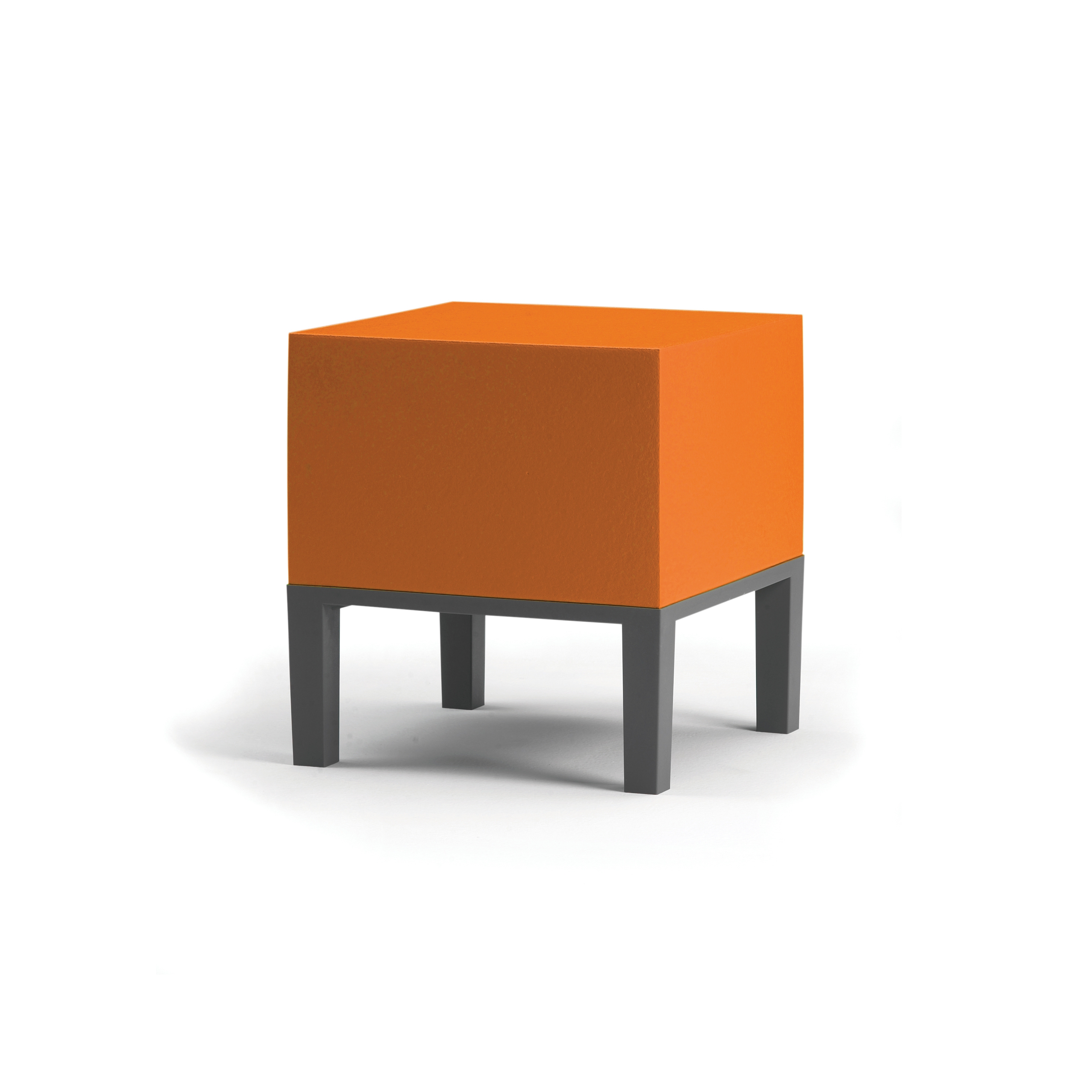 Mostra il prodotto Primary Pouf 01 del produttore Quinze & Milan