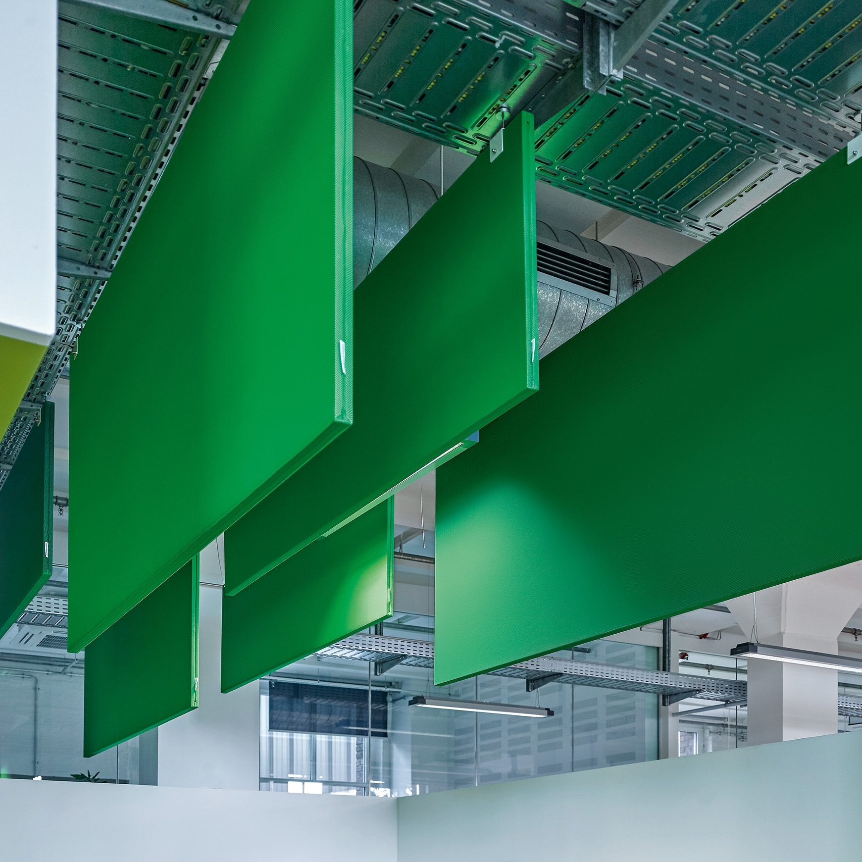 Mostra il prodotto TP30 SILENCE Panel del produttore Rosso