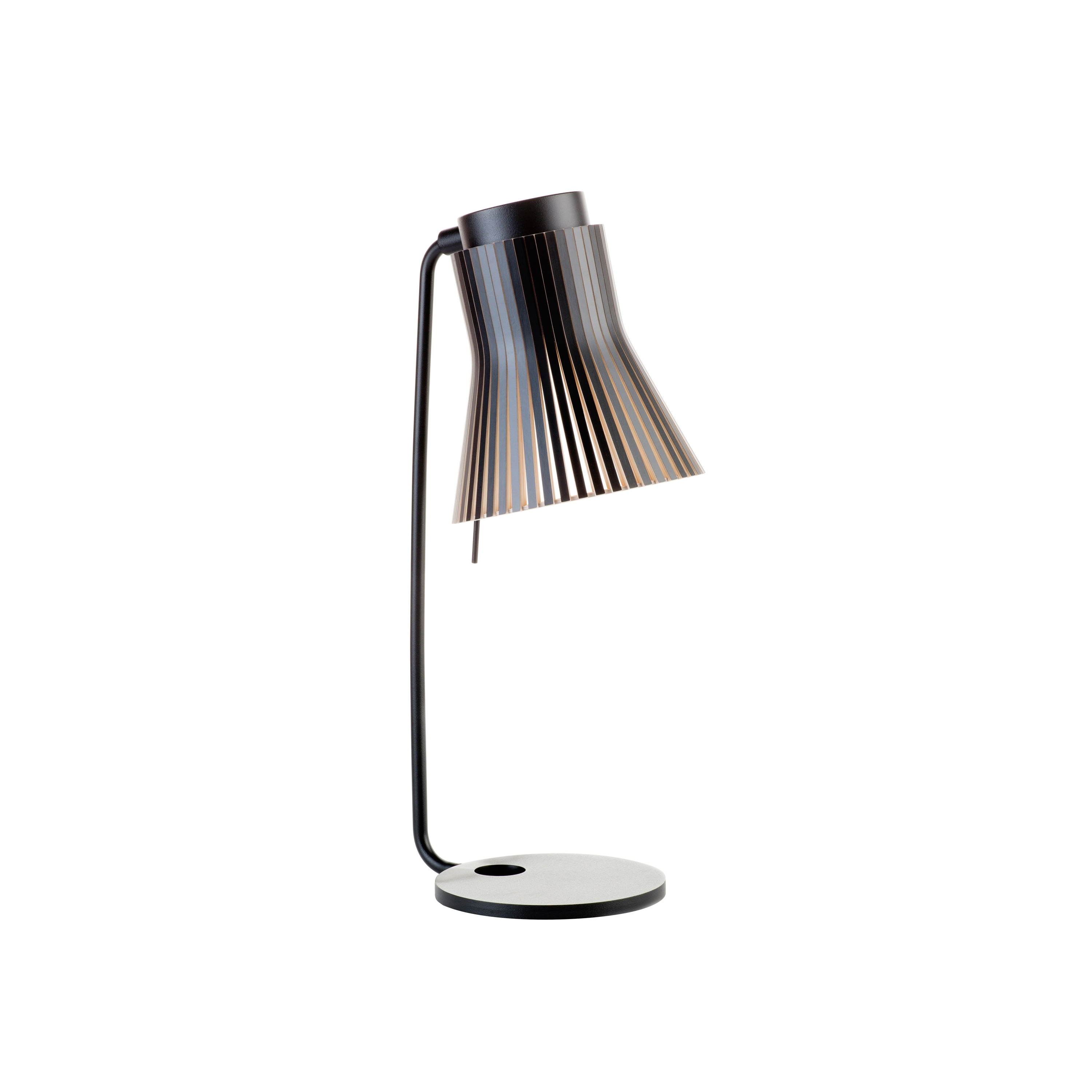 Display product Petite 4620 from manufacturer Secto Design
