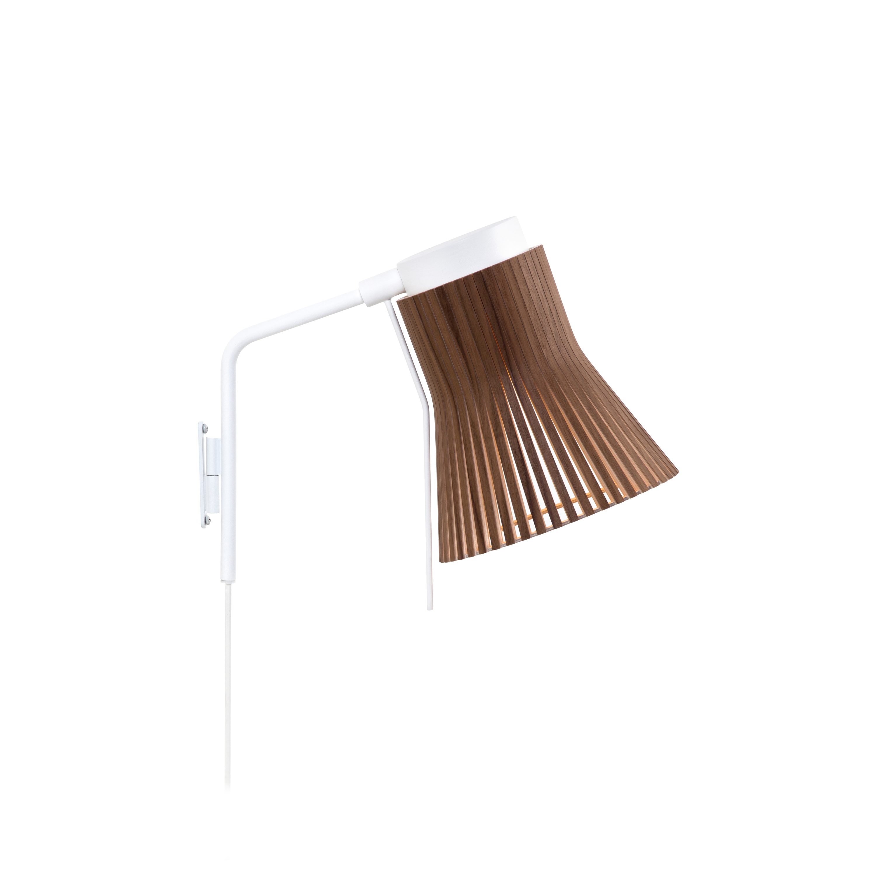 Display product Petite 4630 from manufacturer Secto Design