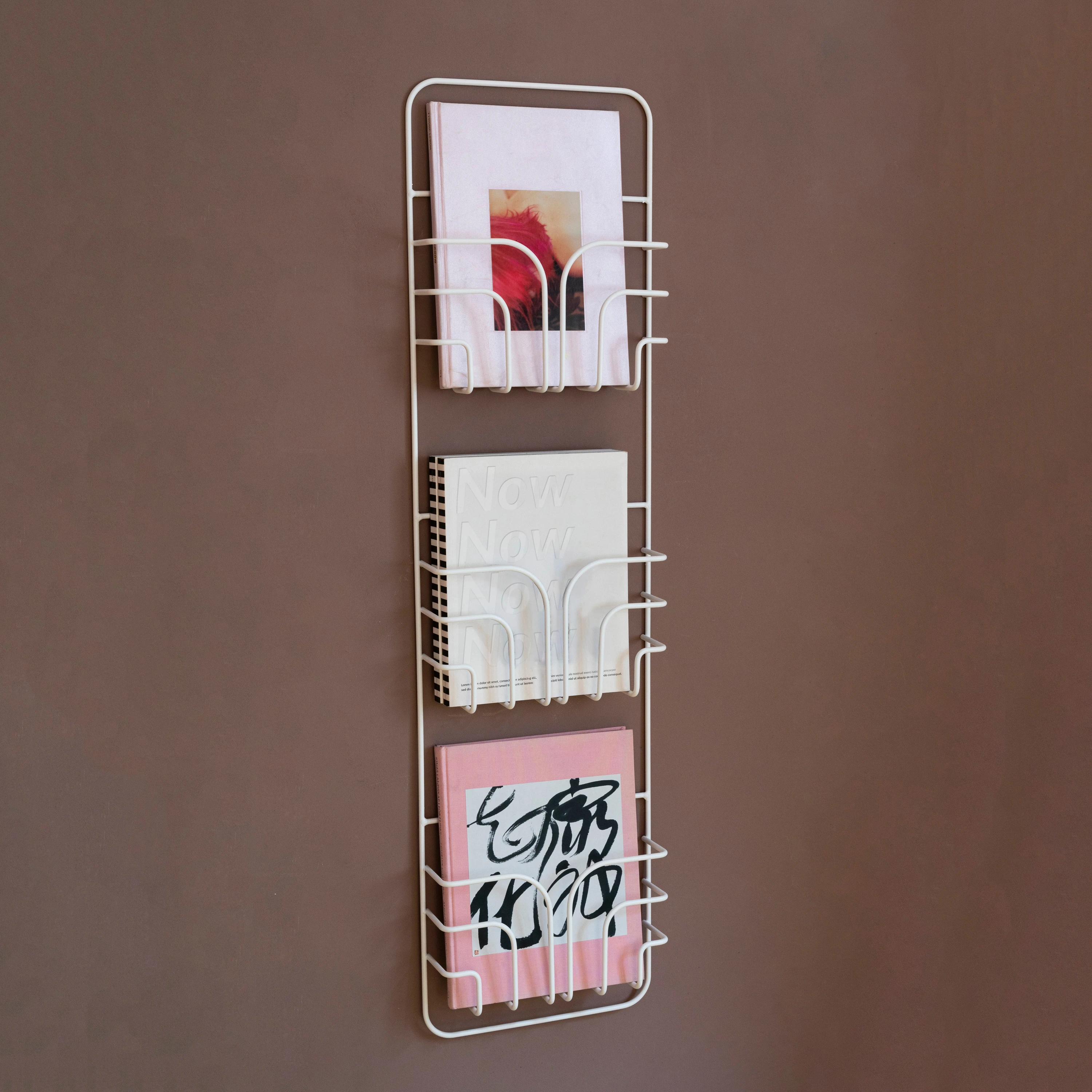 Magazine storage