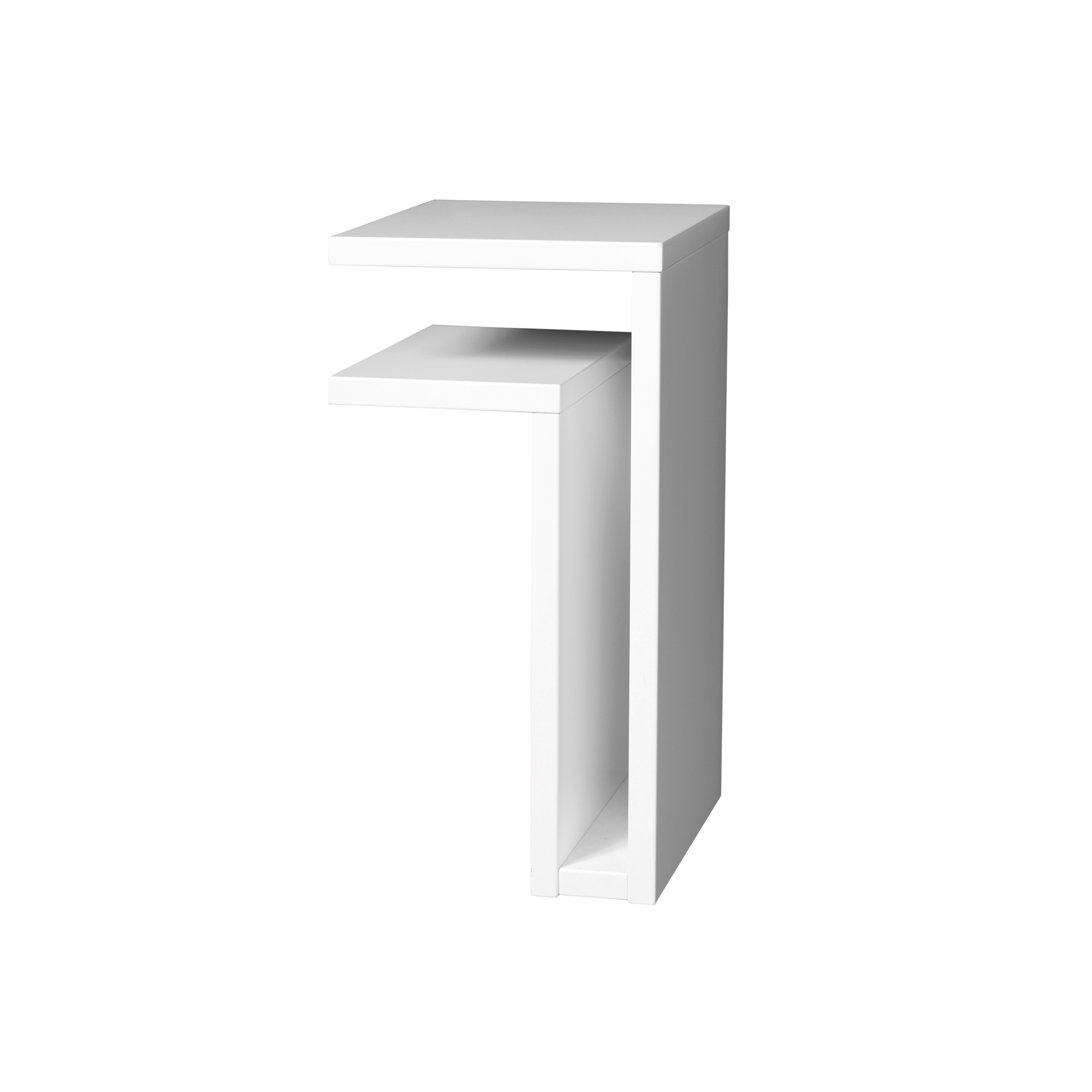 Graphic | F-shelf white left