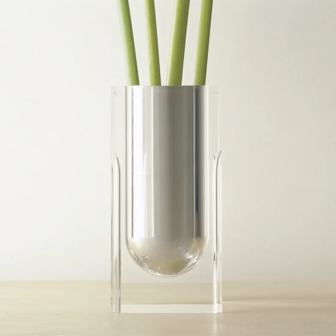 when objects work - Vase