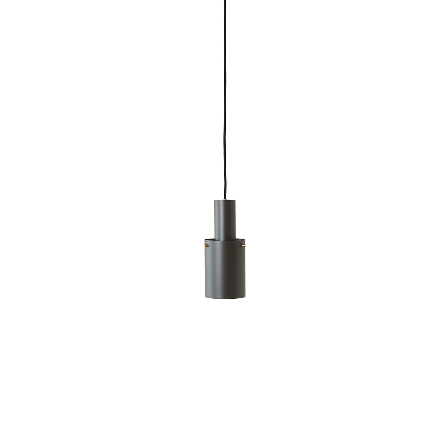 Produkt Volume 2 Pendant - Medium - Umbra Grey/Brass des Herstellers RUBN  anzeigen
