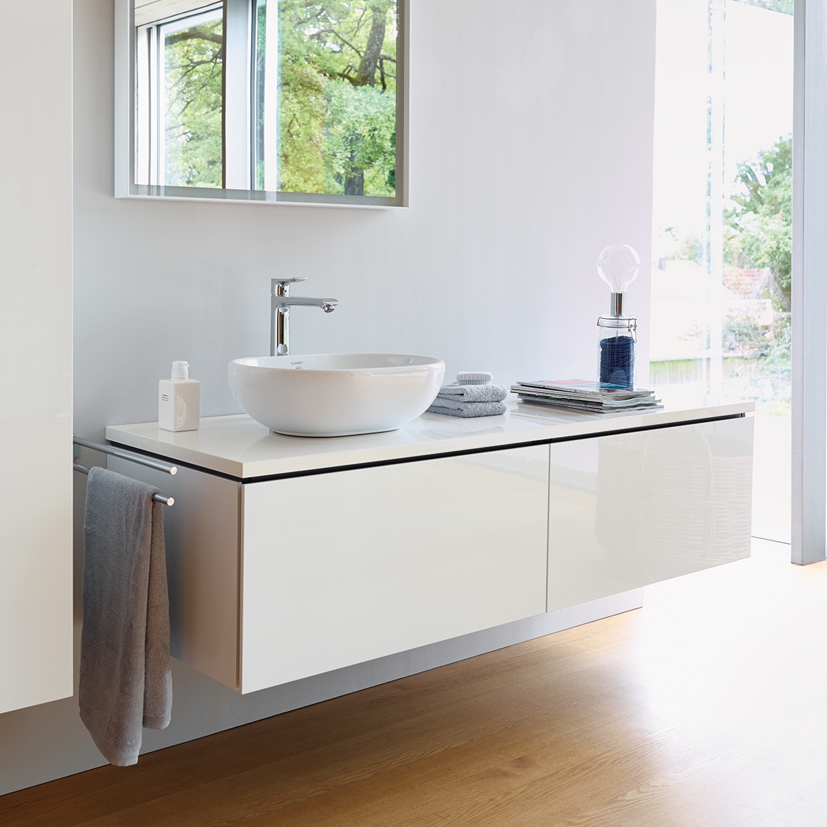 Display product L-Cube - Cabinet base from manufacturer DURAVIT