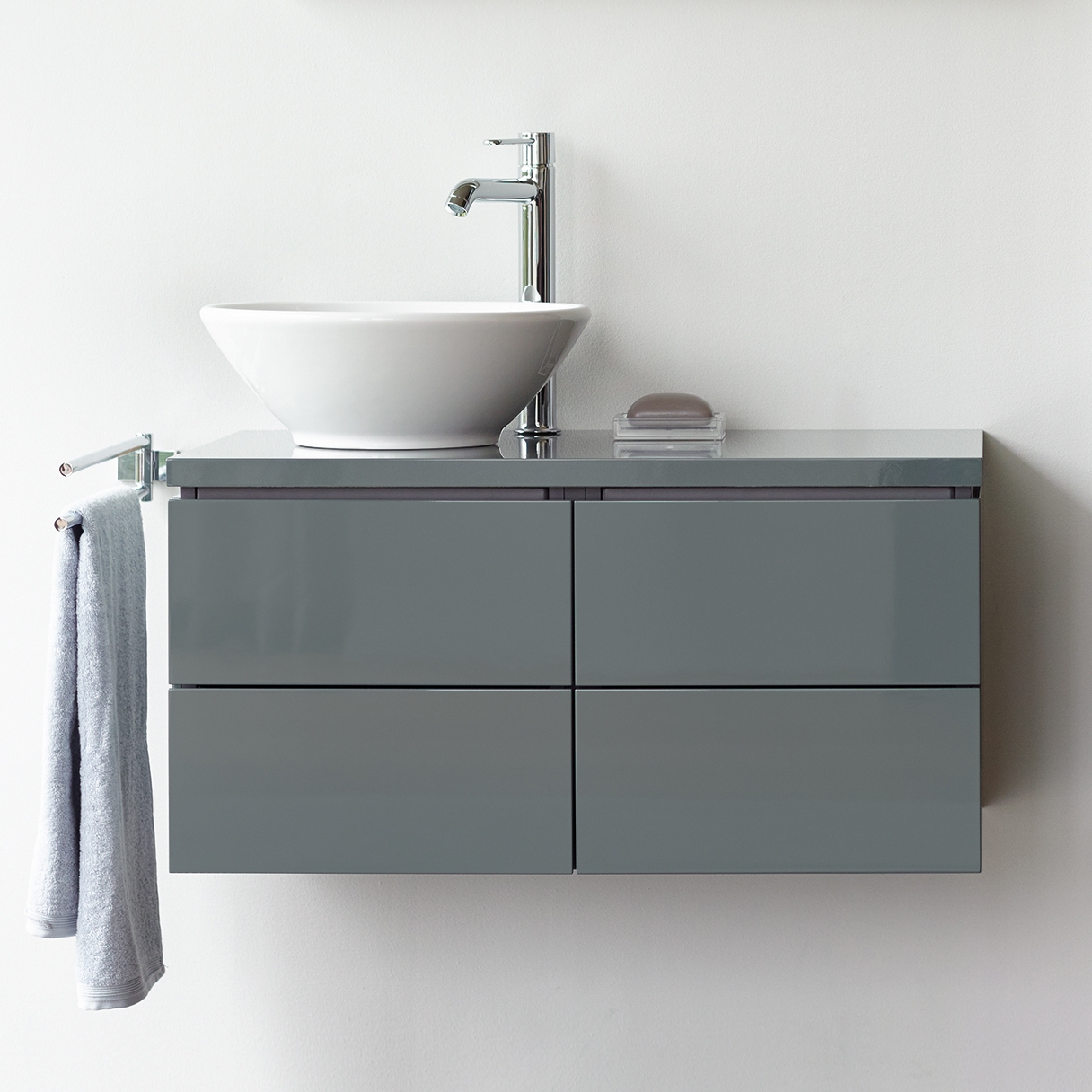 Display product L-Cube - Cabinet base from manufacturer DURAVIT