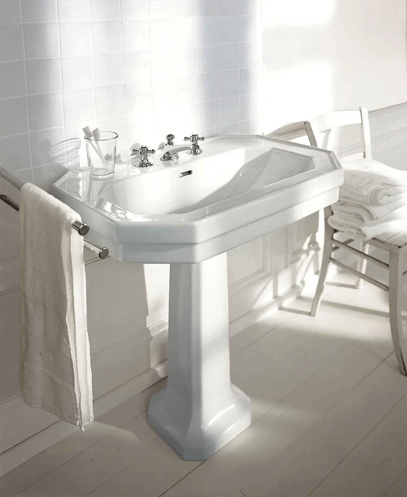 DURAVIT - 1930 washbasin
