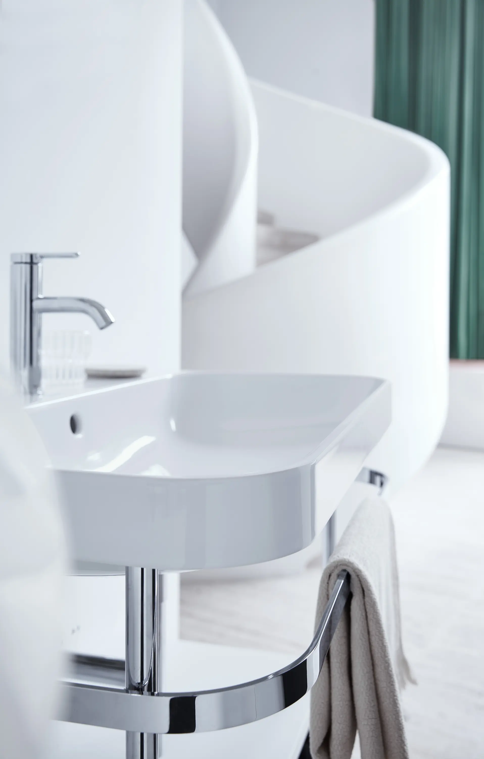 DURAVIT - Happy D.2 Plus furniture washbasin with metal console soil