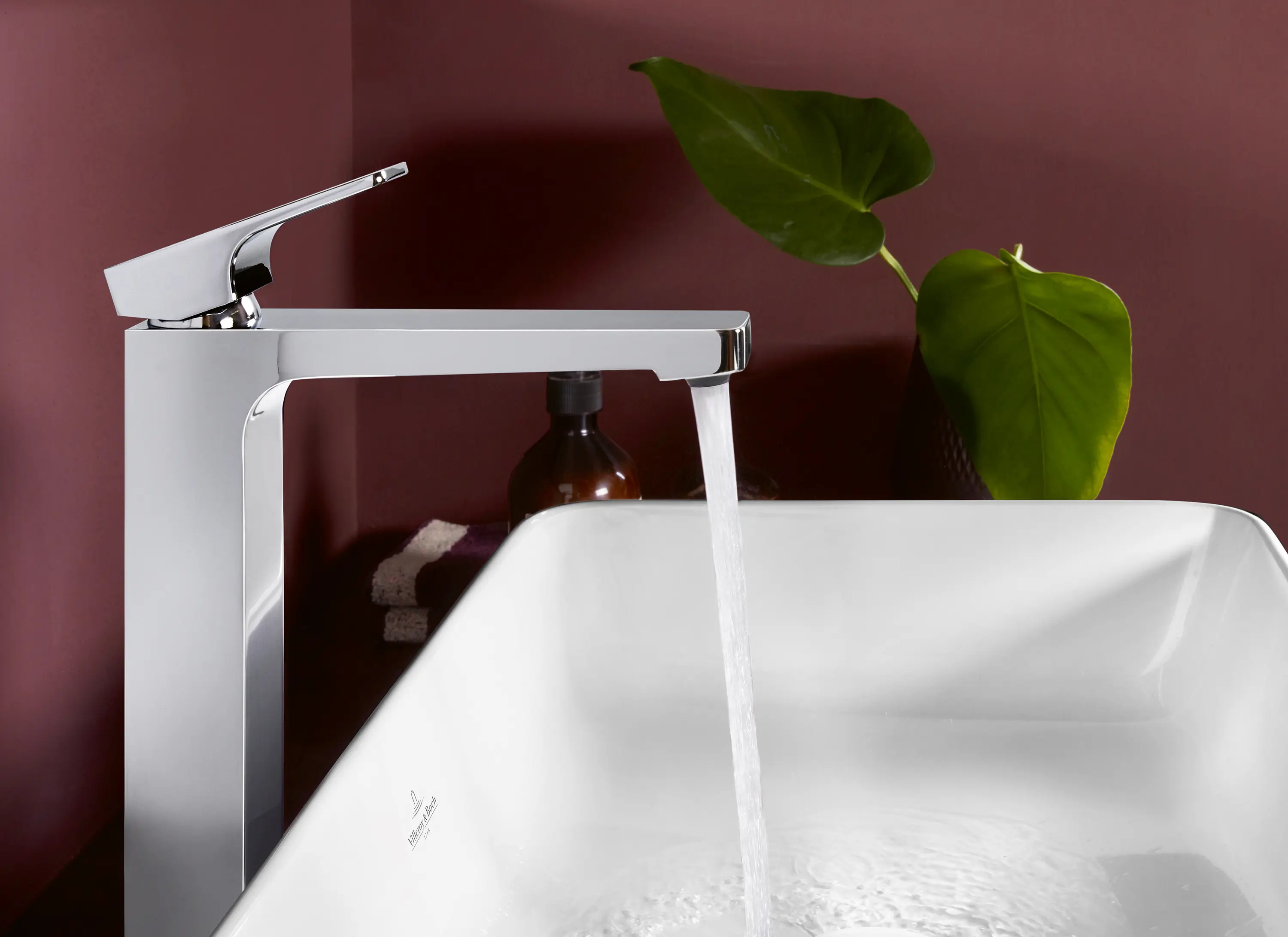 Villeroy & Boch - Architectura Square | Single-lever basin mixer with draw bar outlet fitting, Chrome