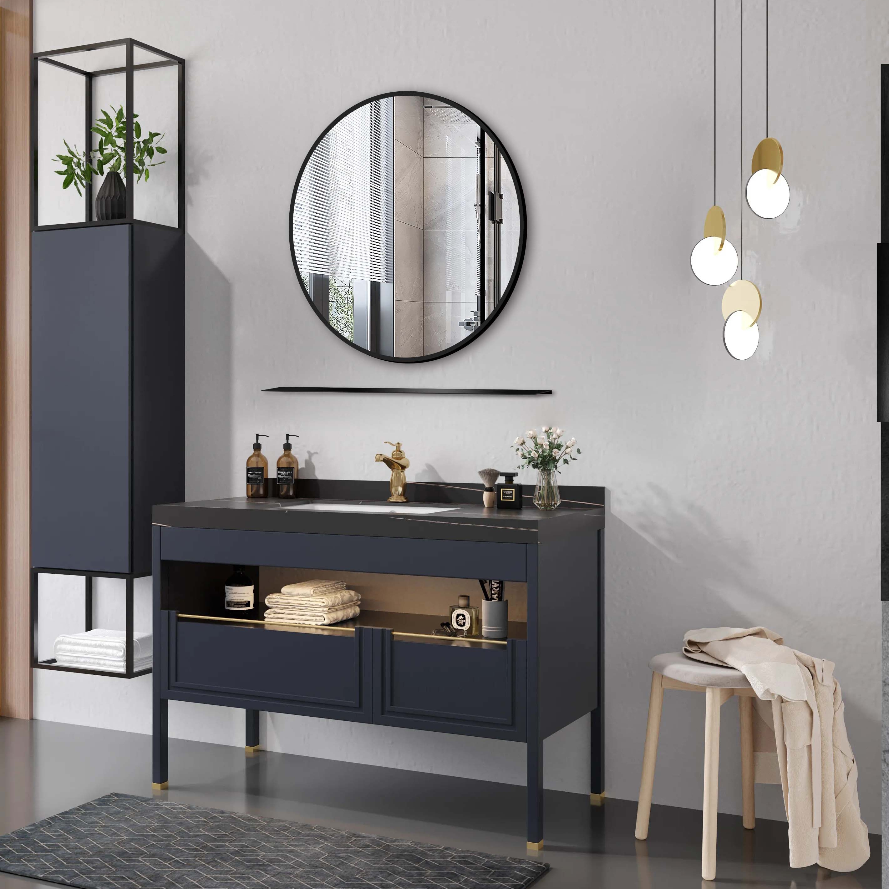 Display product FM-06 from manufacturer Minetti Manufaktur