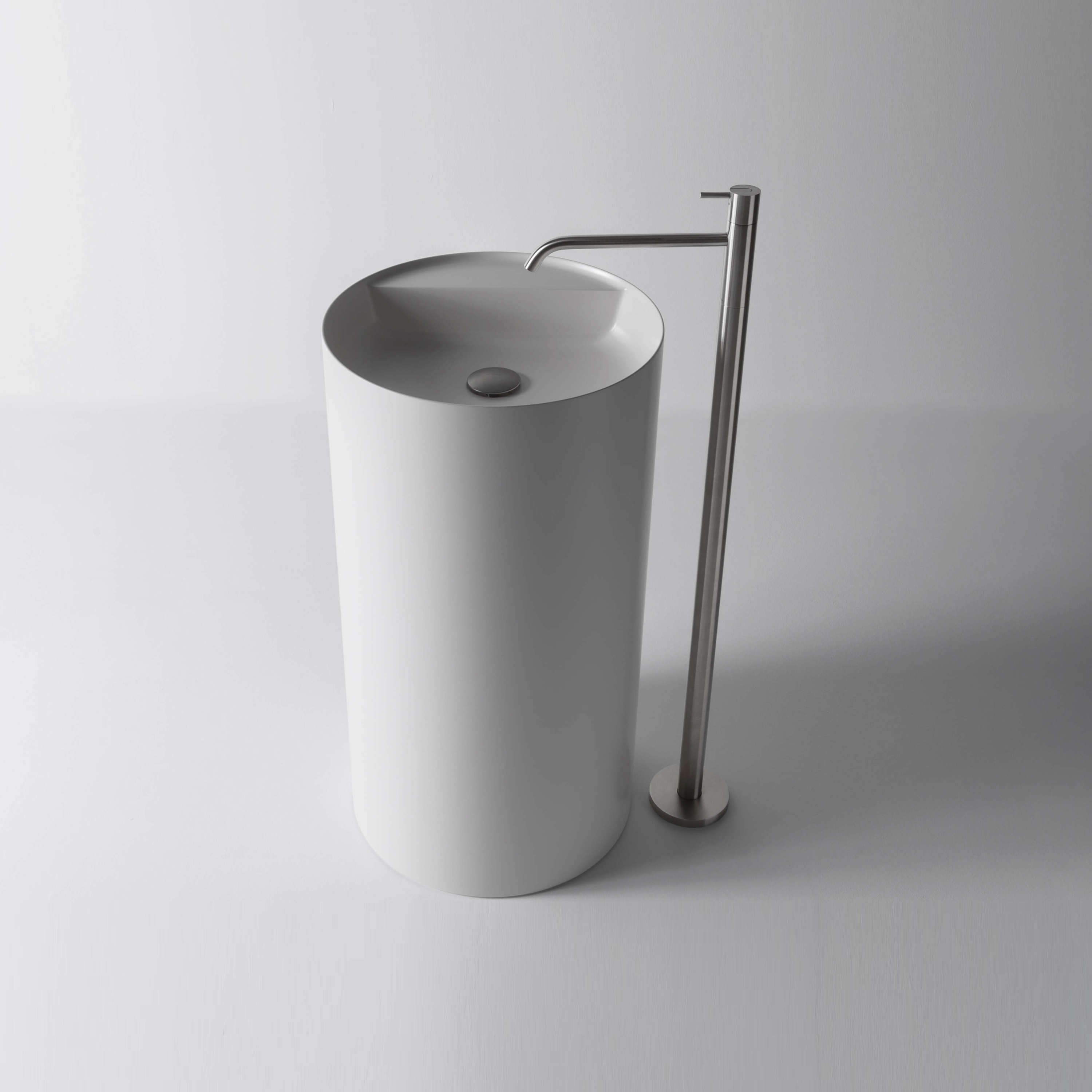 Display product Simplo from manufacturer antoniolupi