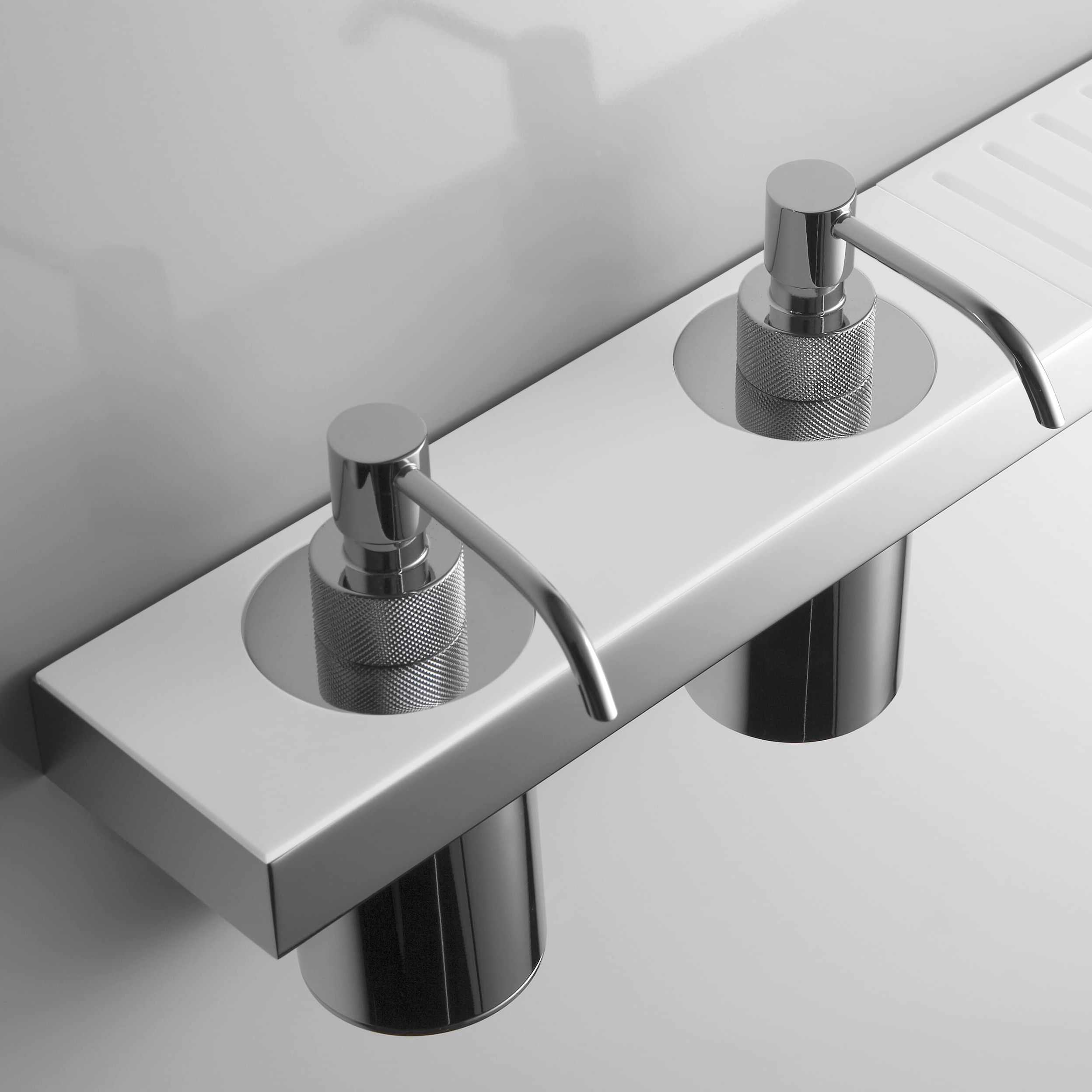 Display product Play from manufacturer antoniolupi